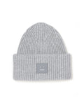 Large face logo beanie