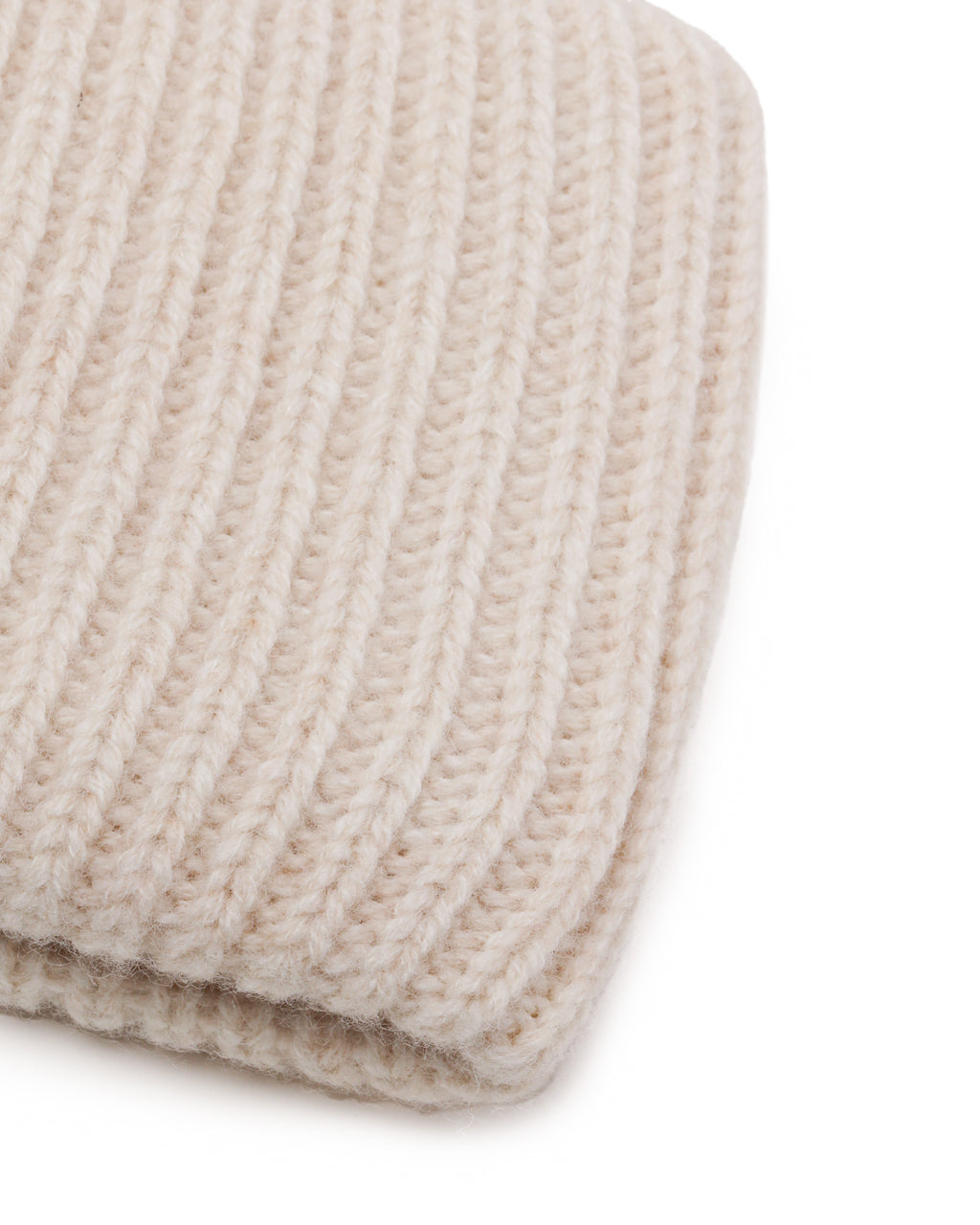 Small face logo beanie
