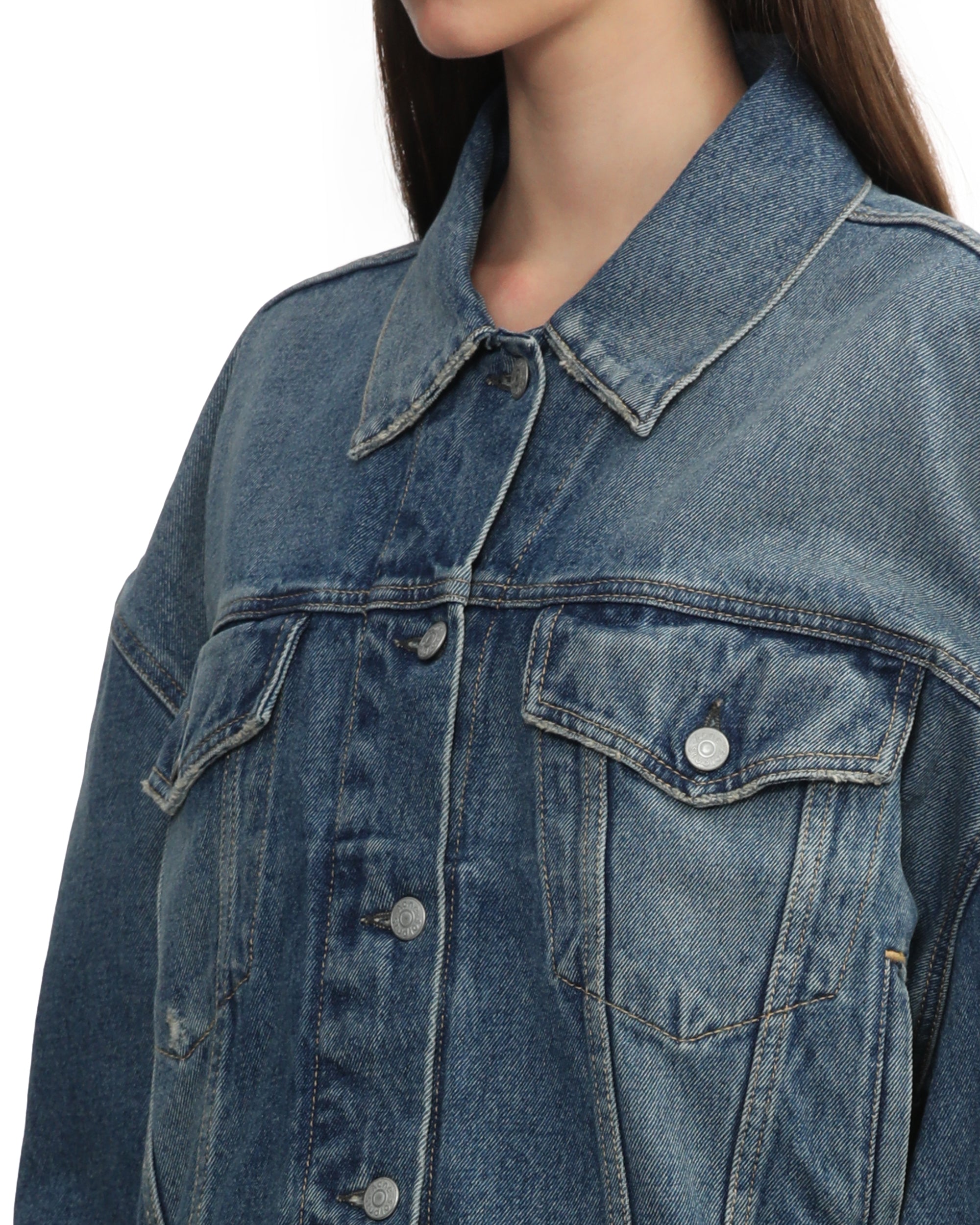 Relaxed cropped fit denim jacket