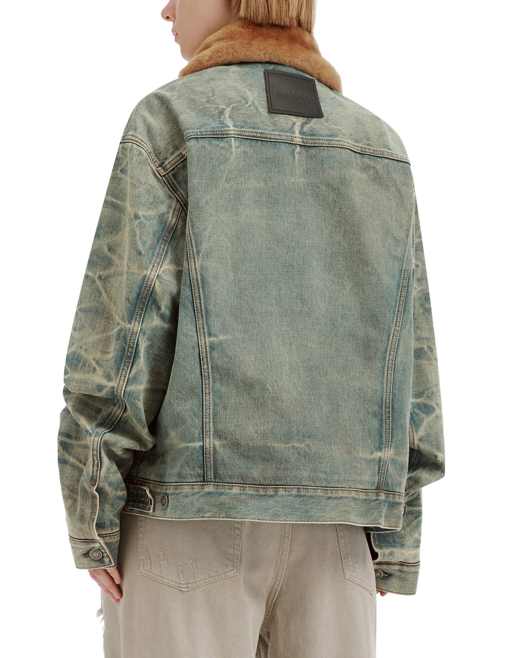 Denim jacket with fur collar