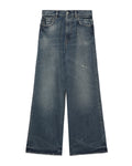 2022F relaxed fit jeans