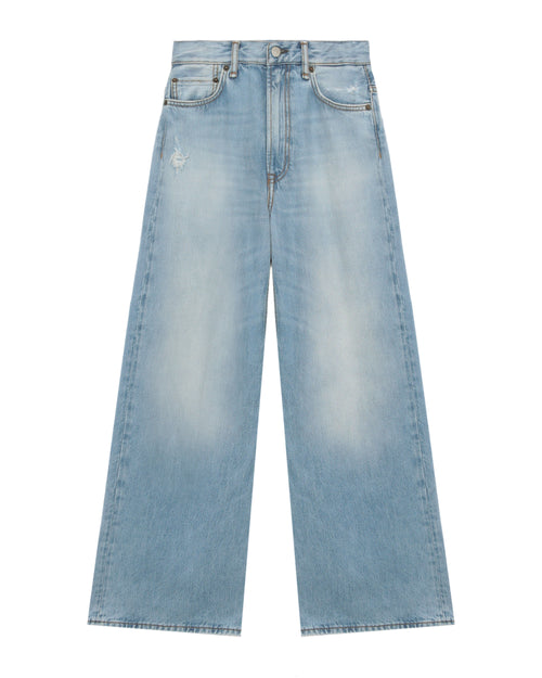 2022F relaxed fit jeans
