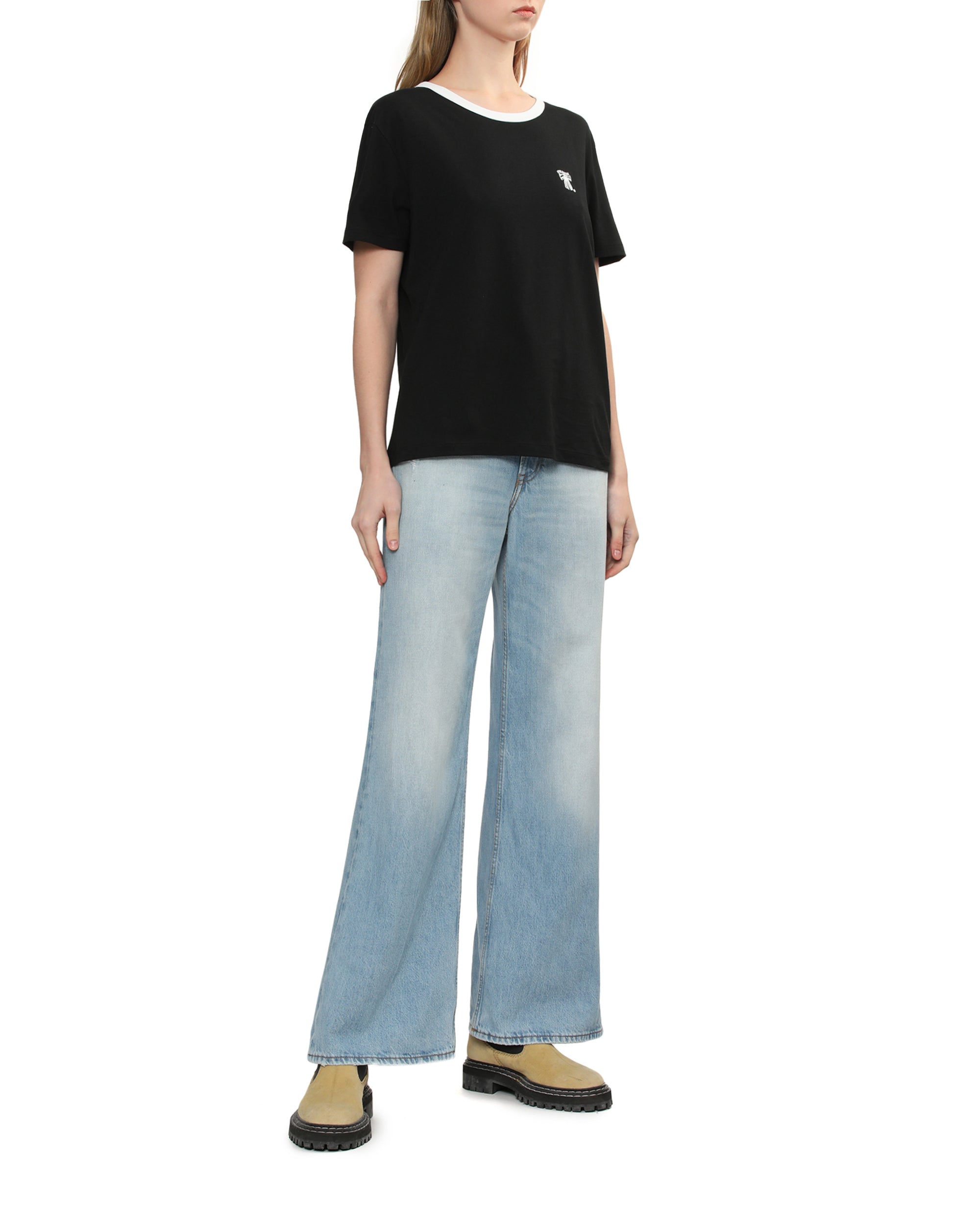 2022F relaxed fit jeans