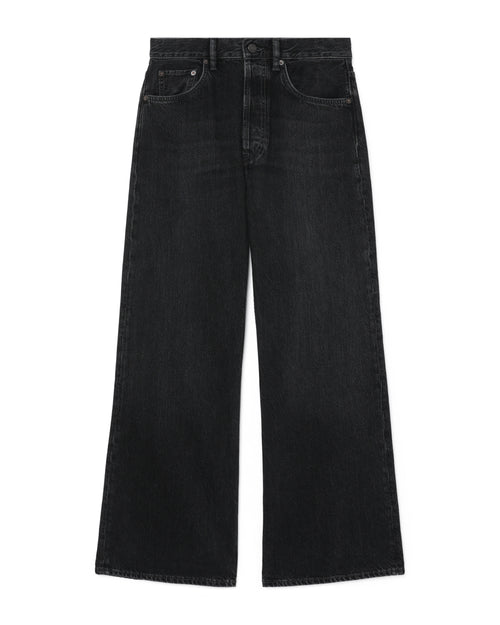 2021F loose fit jeans