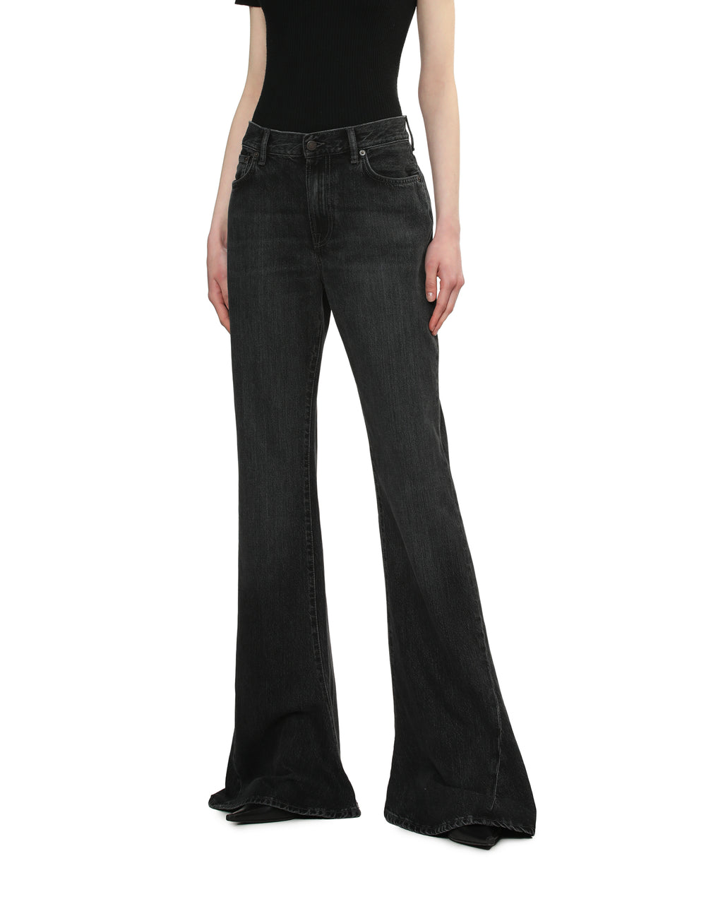 2004F regular bootcut fit jeans