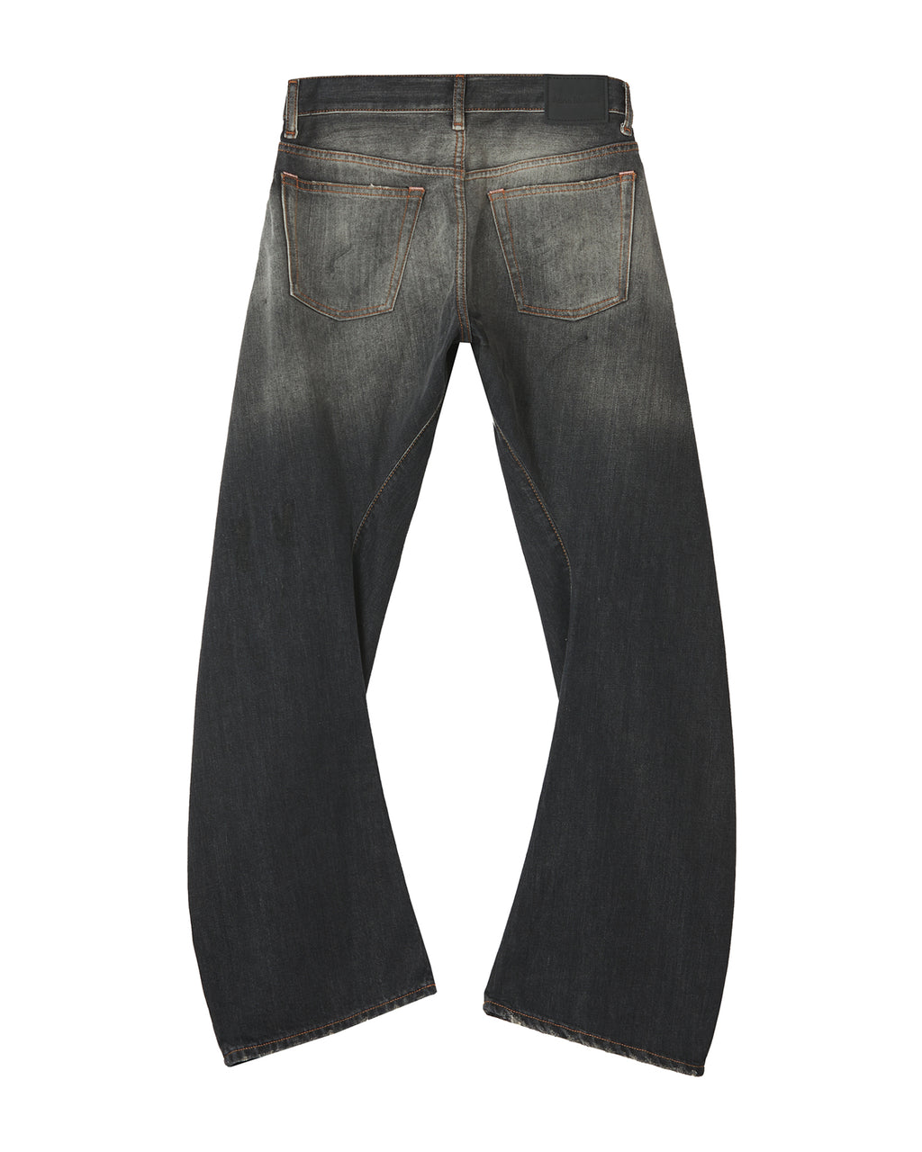 2006F loose-fit jeans