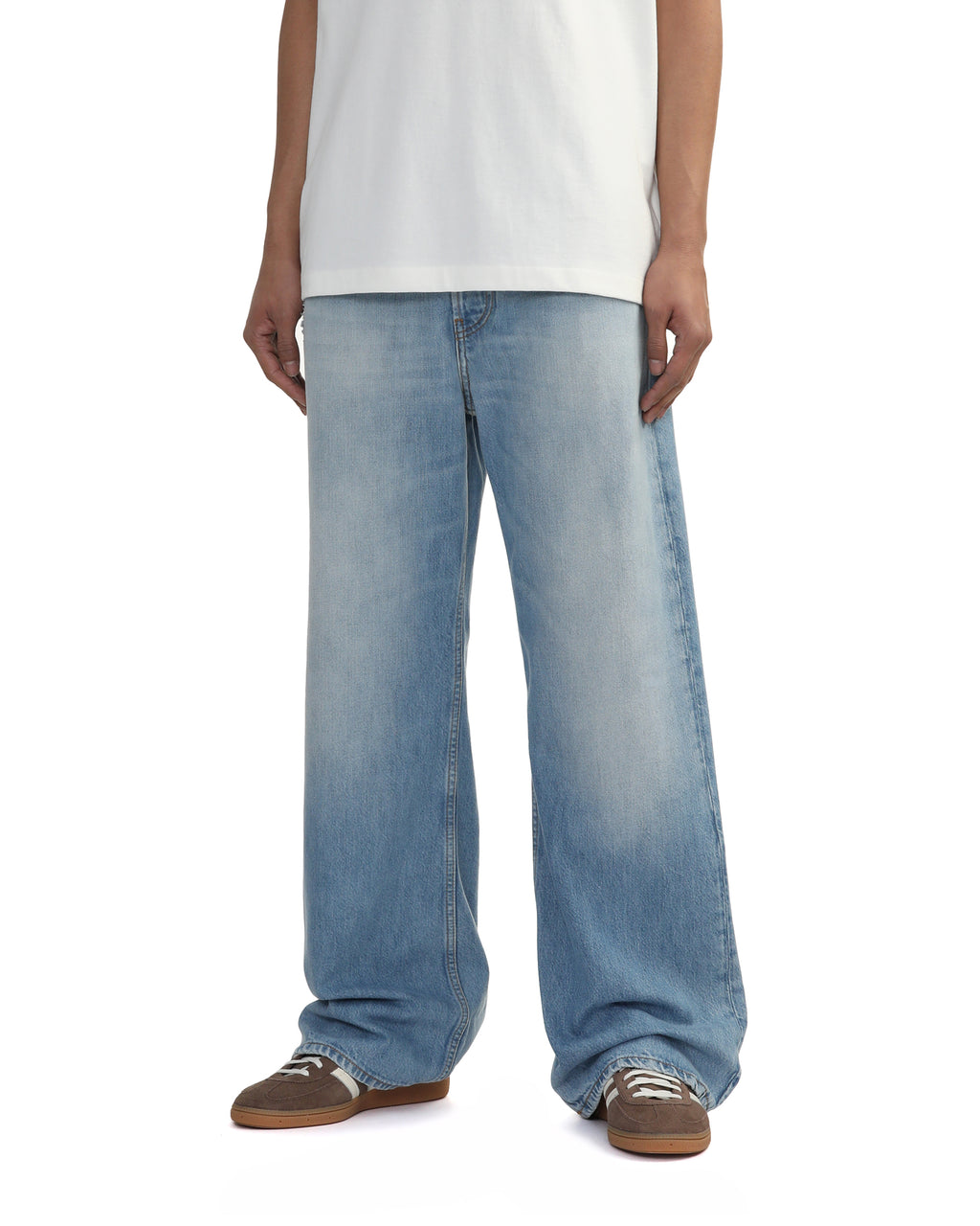 2021M loose fit jeans