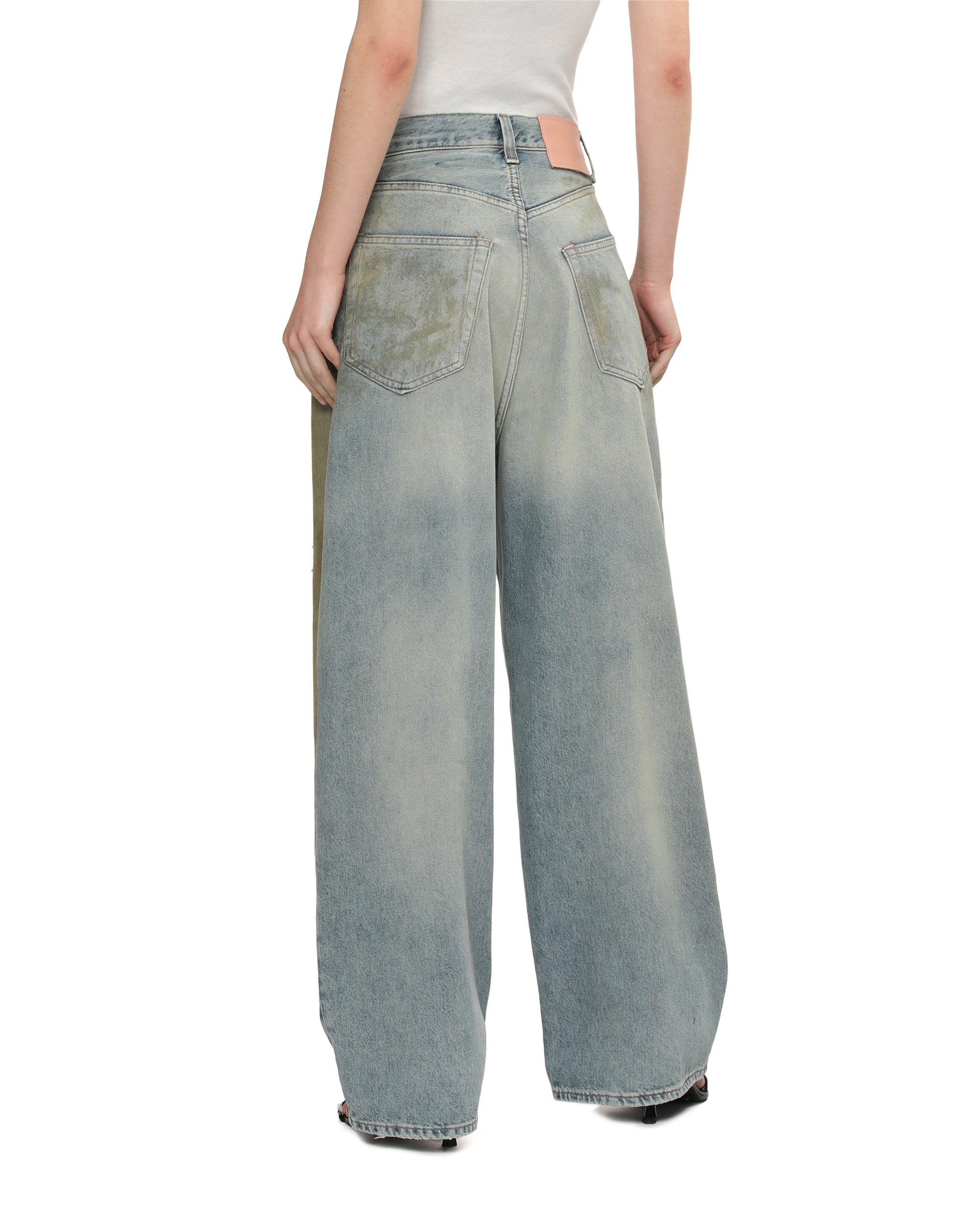 2006f loose fit jeans