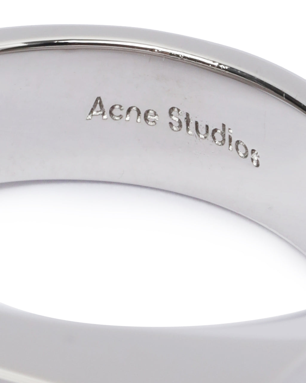 Face logo ring