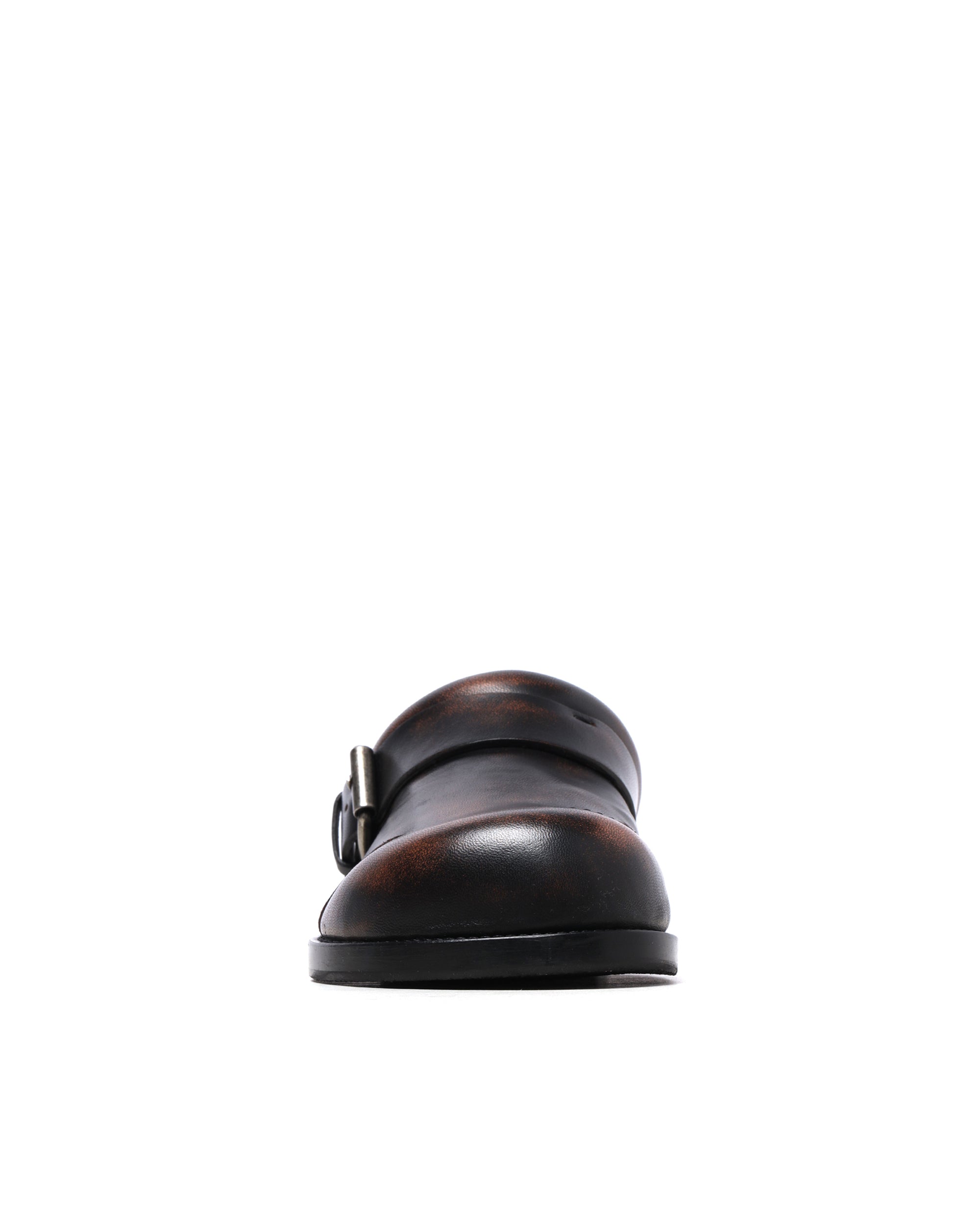 Leather buckle shoes