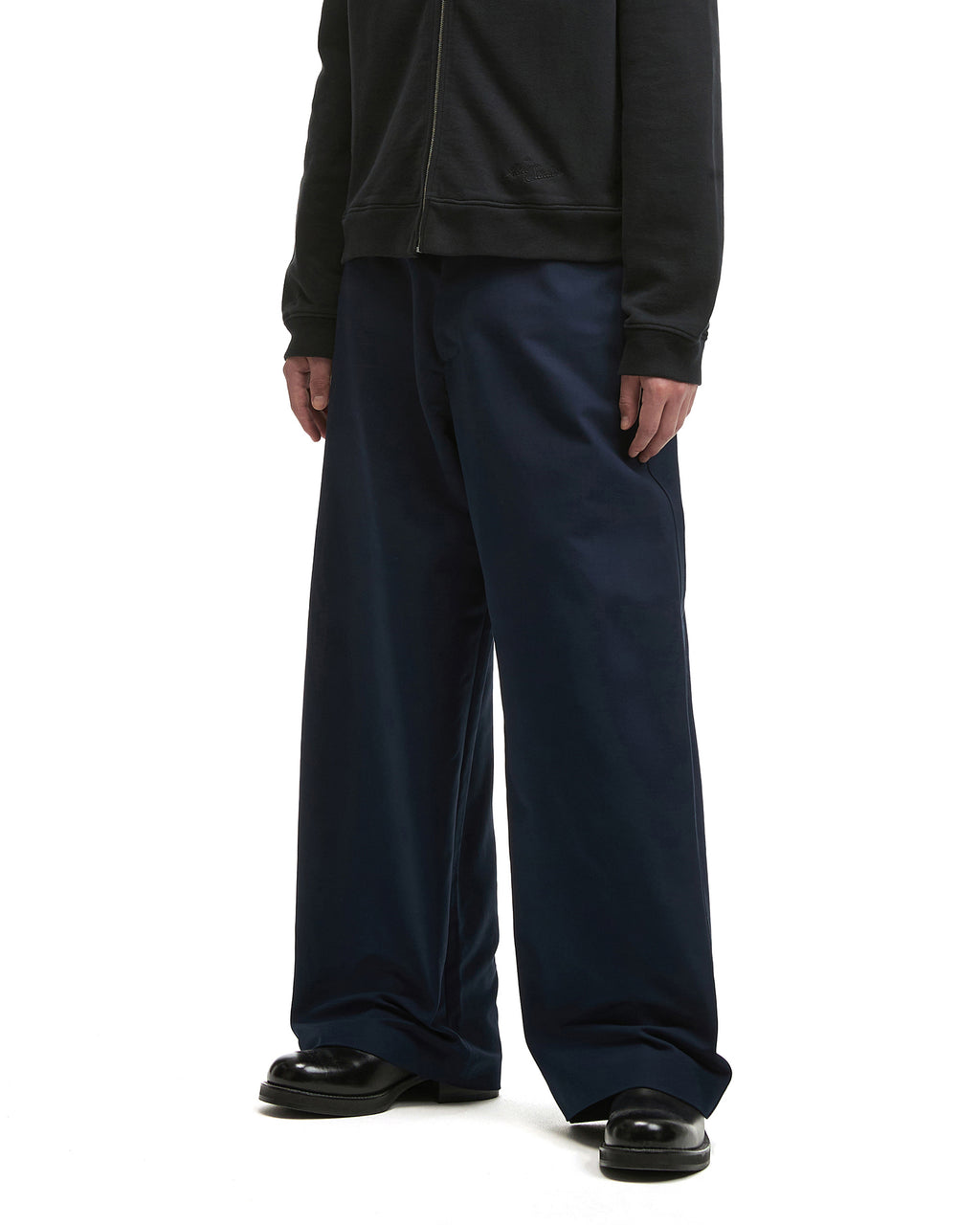 Wide-leg pants
