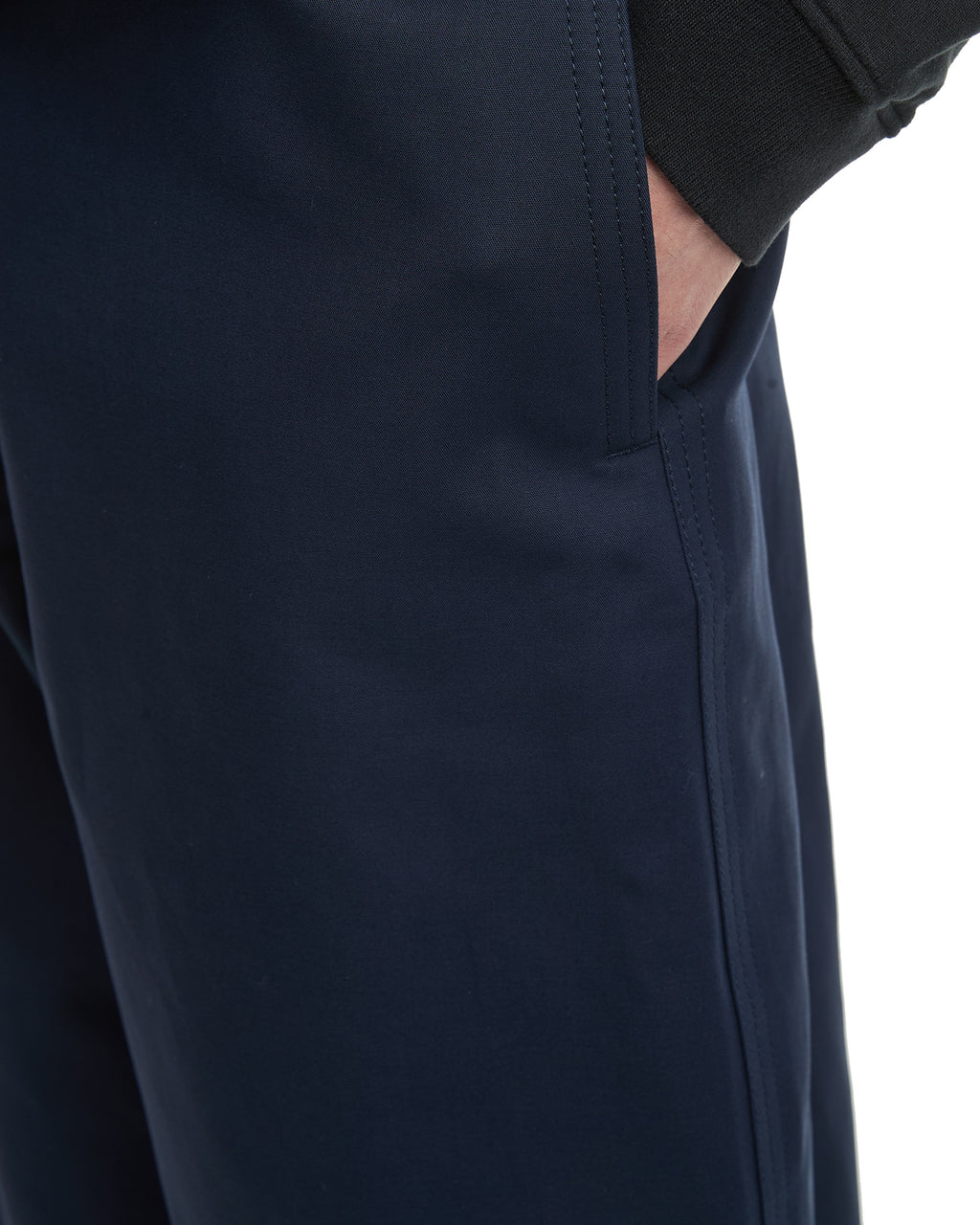Wide-leg pants