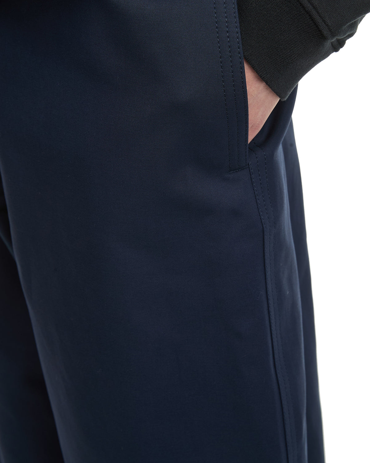 Wide-leg pants