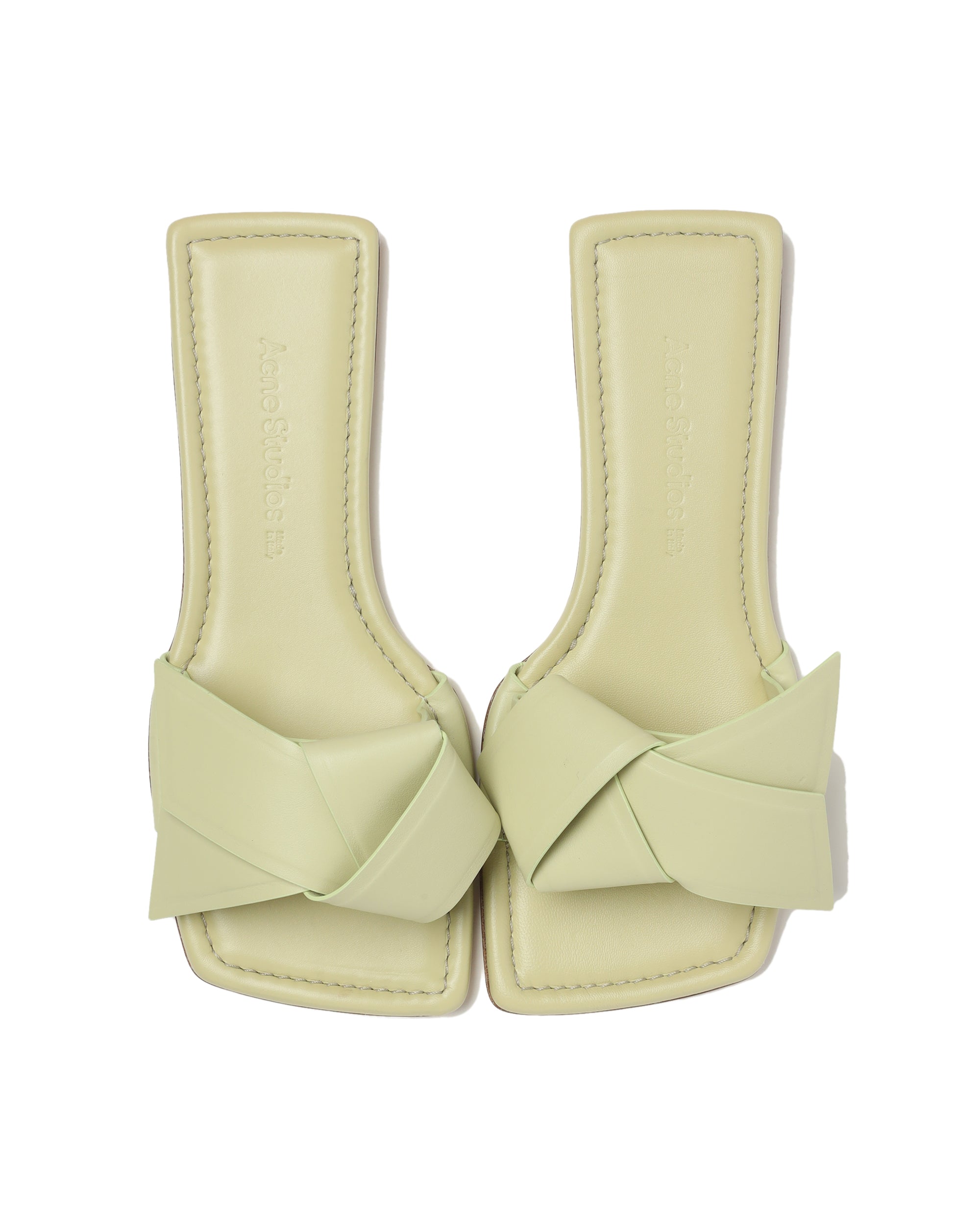 Musubi sandals
