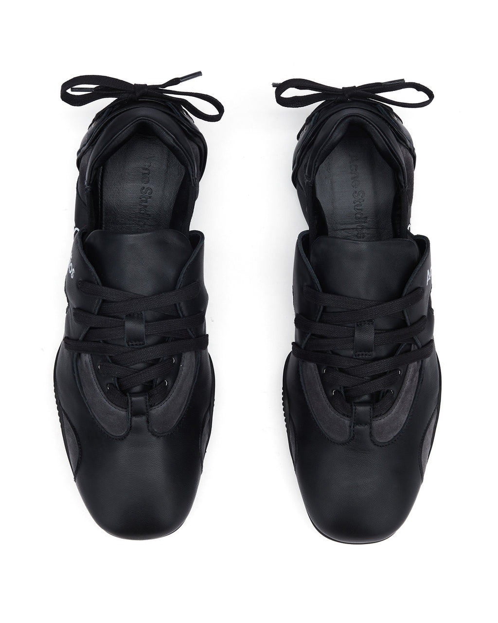Leather lace-up shoes