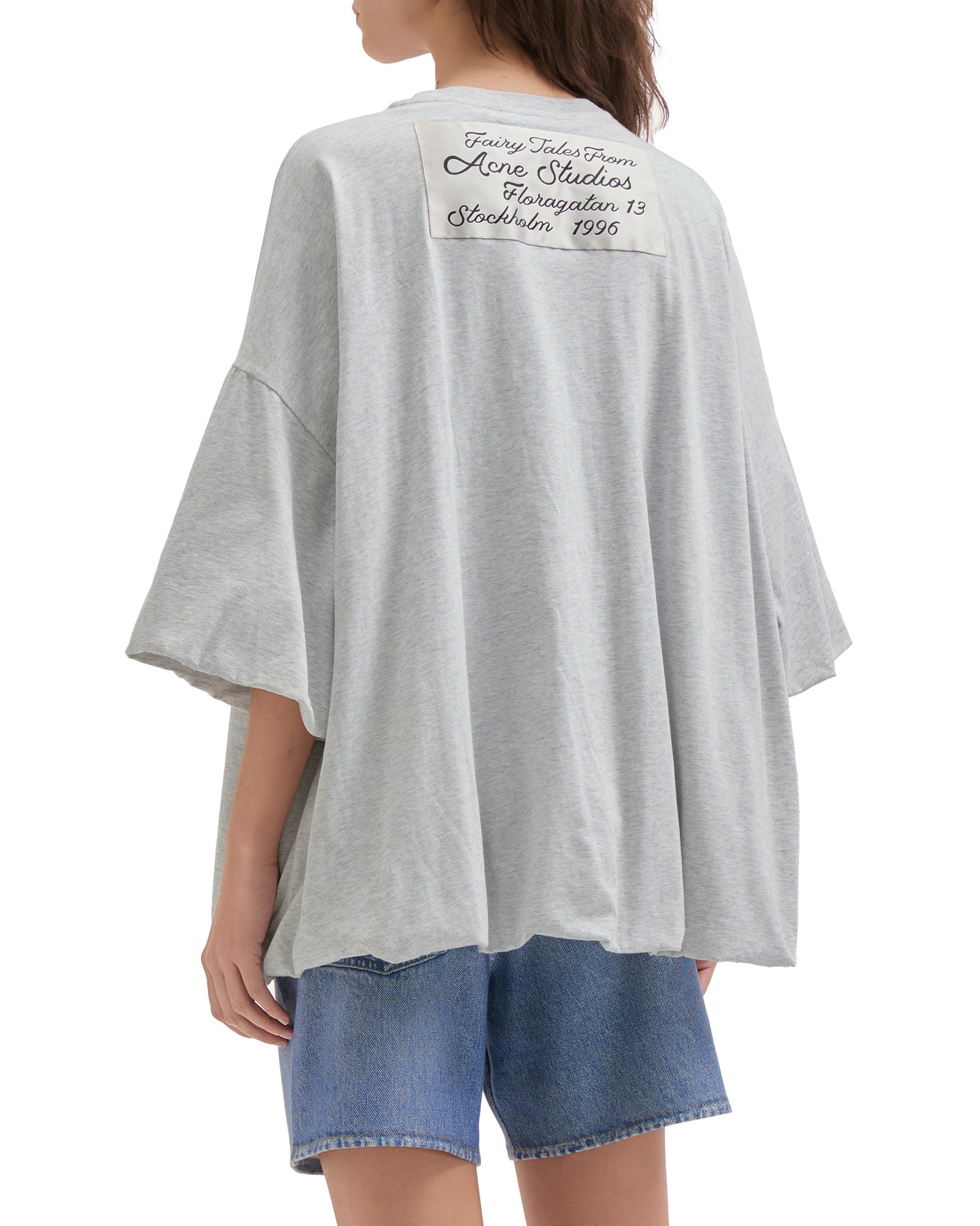 Gathered logo tee