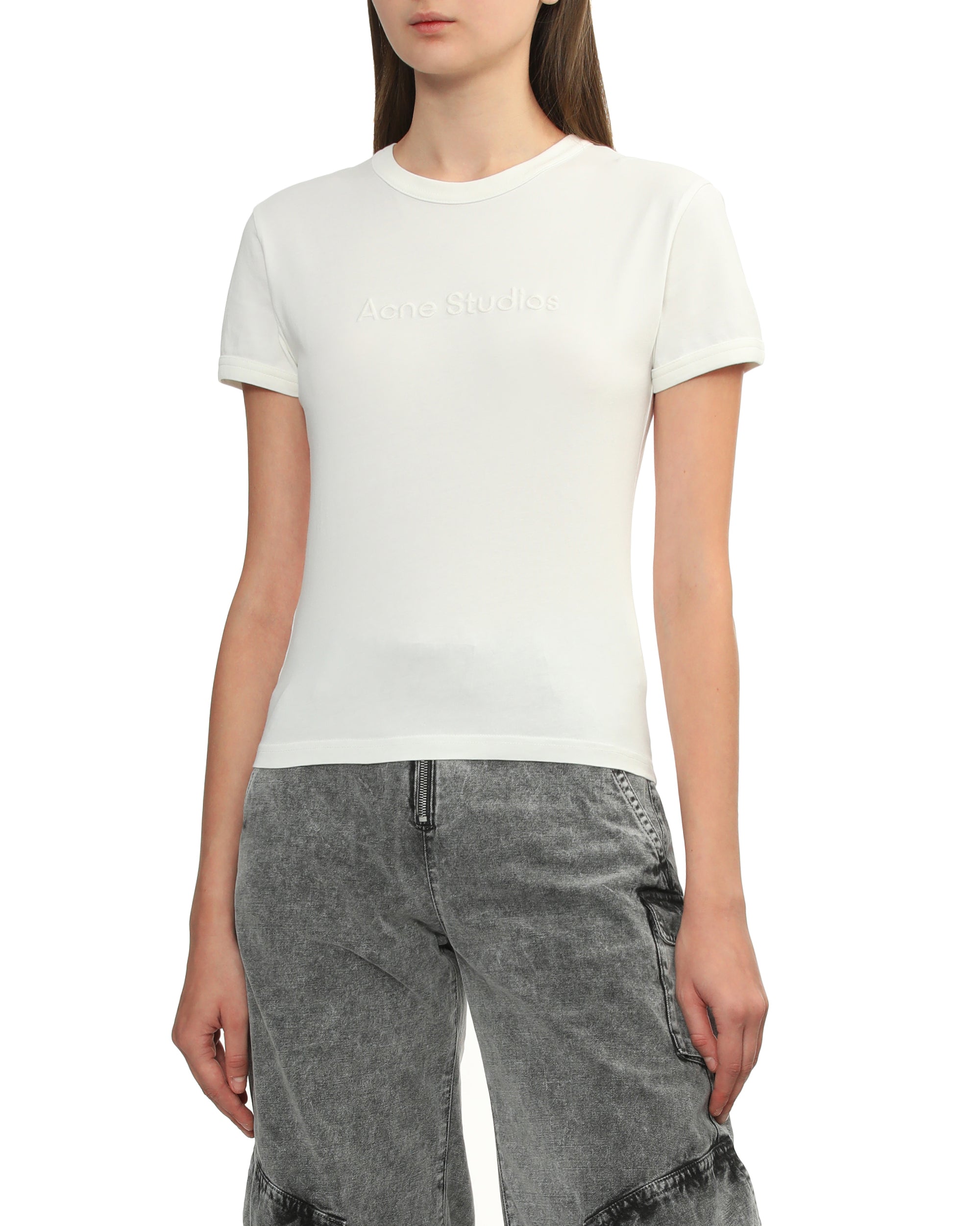 Fitted logo tee