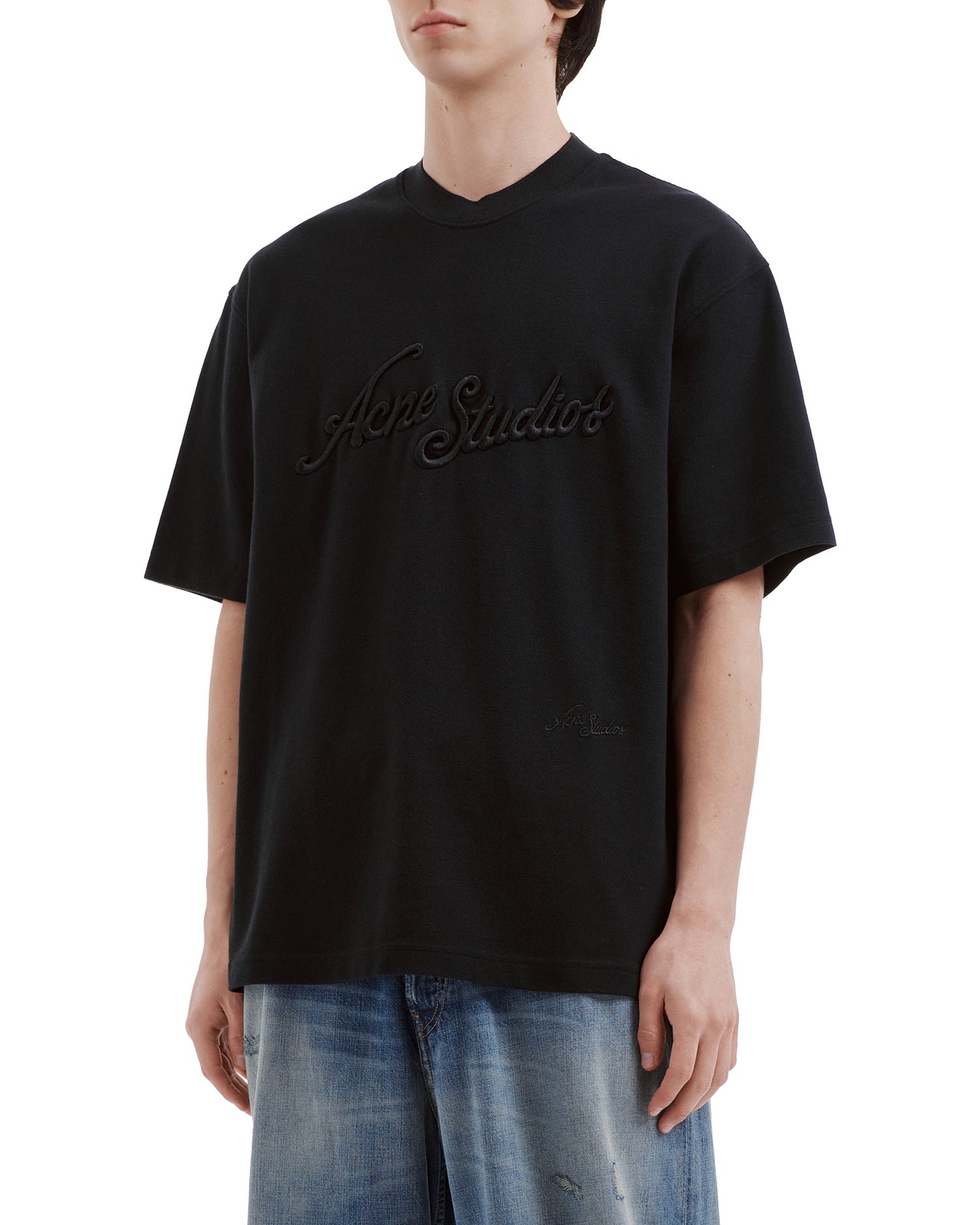 Embroidered logo tee