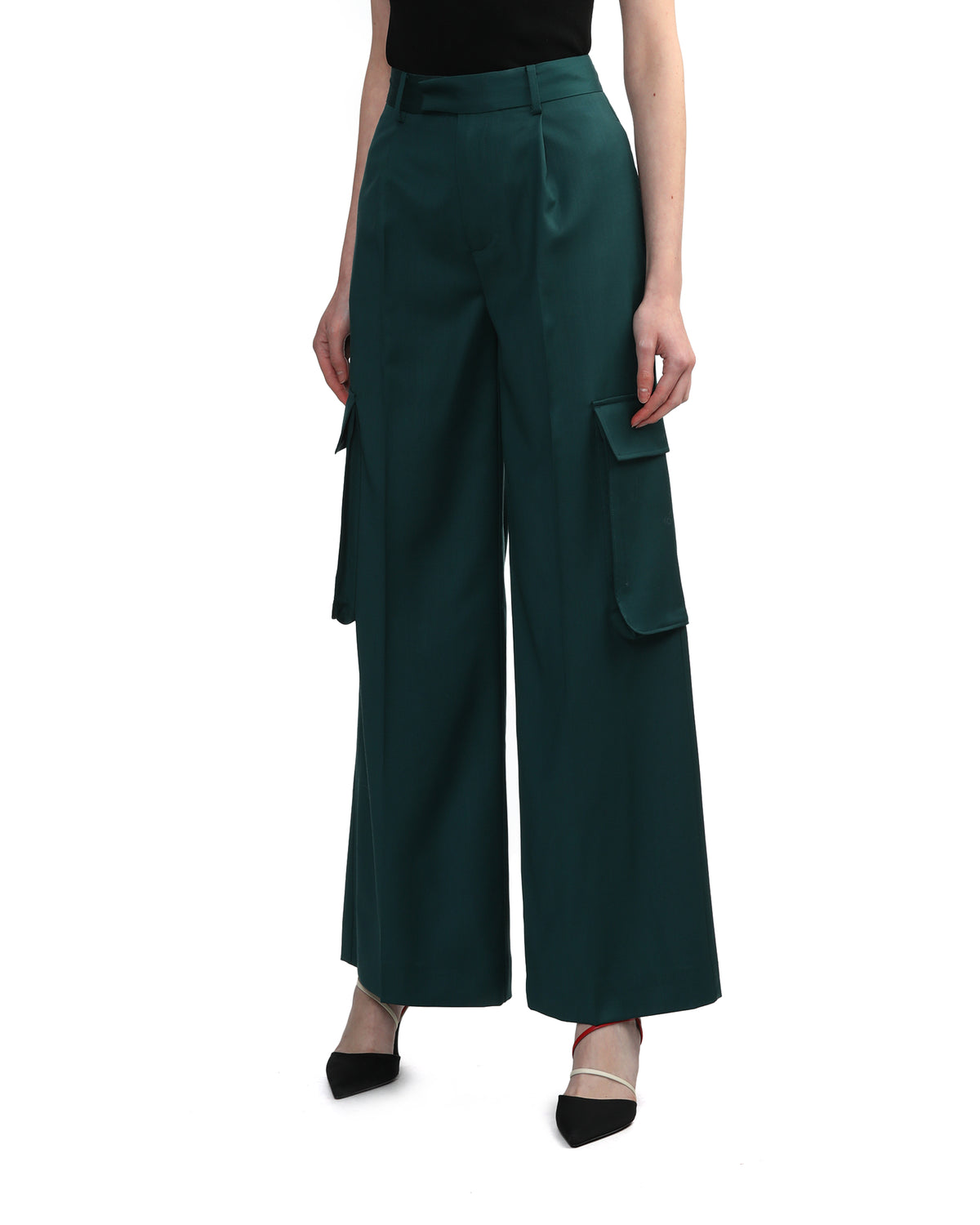 Wide pleated cargo pants