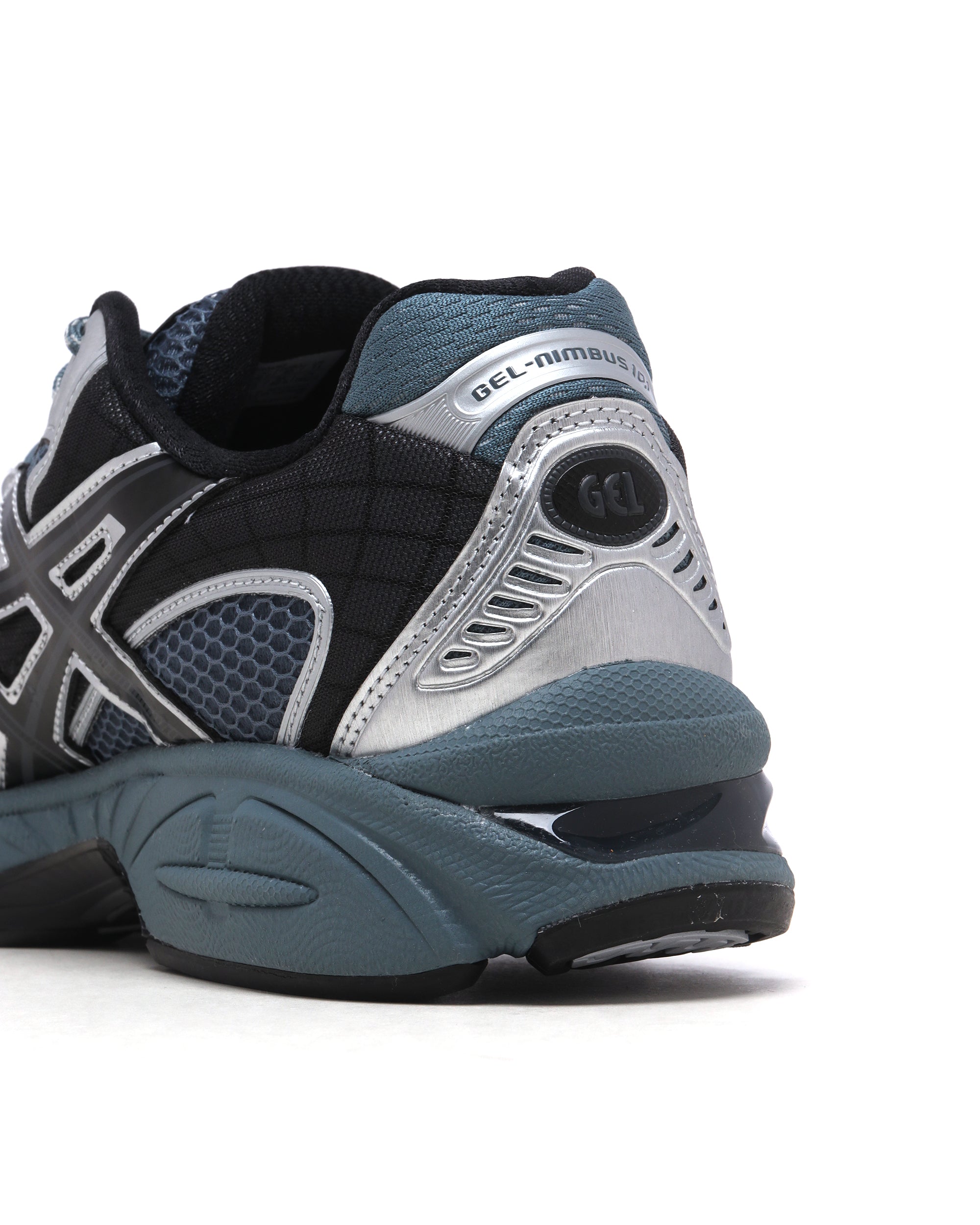 Gel-Nimbus 10.1 sneakers