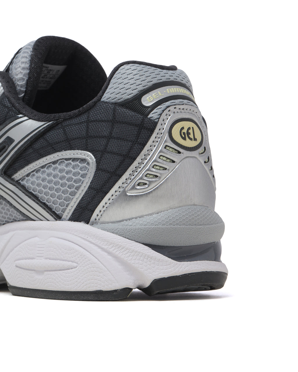 Gel-nimbus sneakers