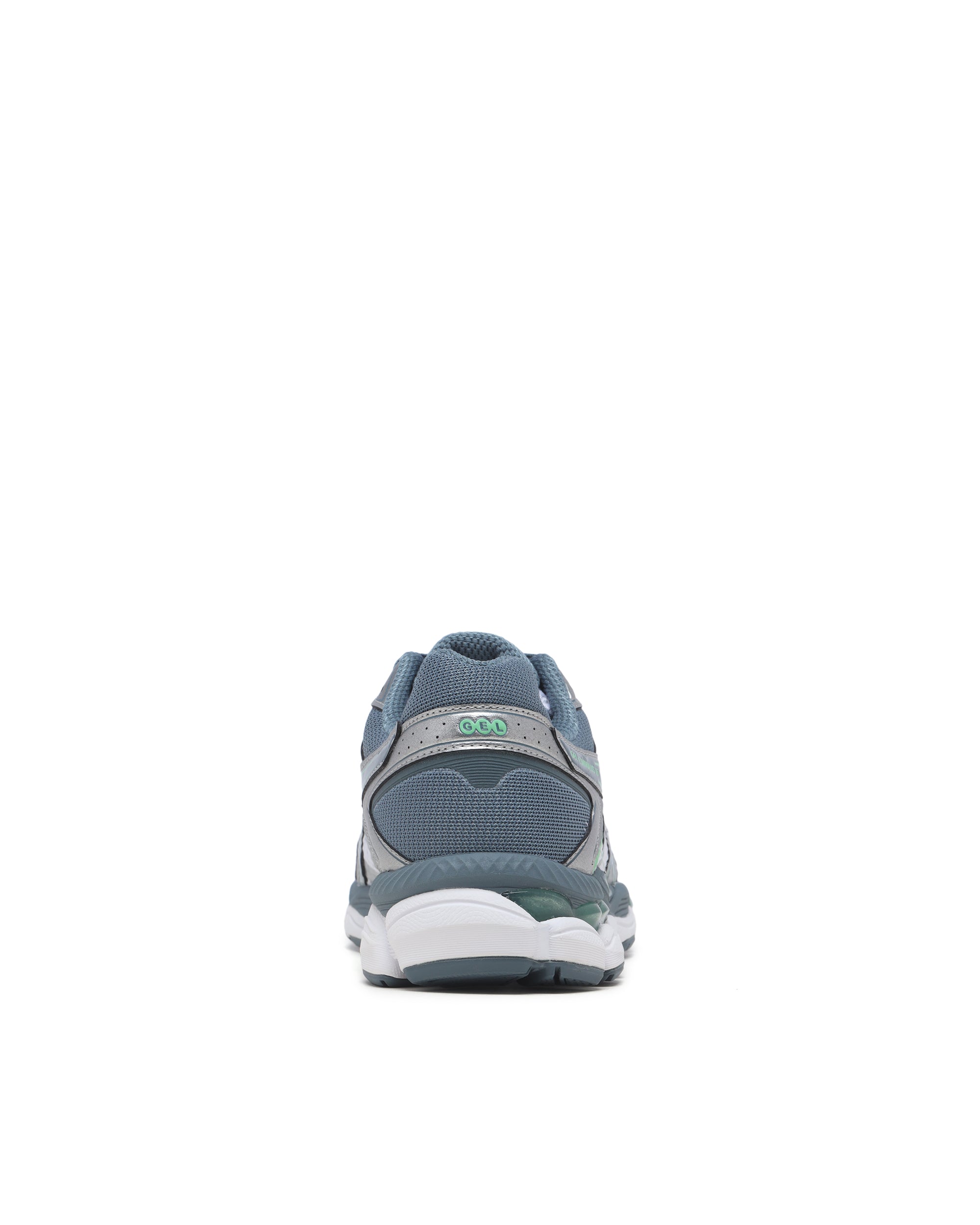 Gel-Cumulus 16 sneakers