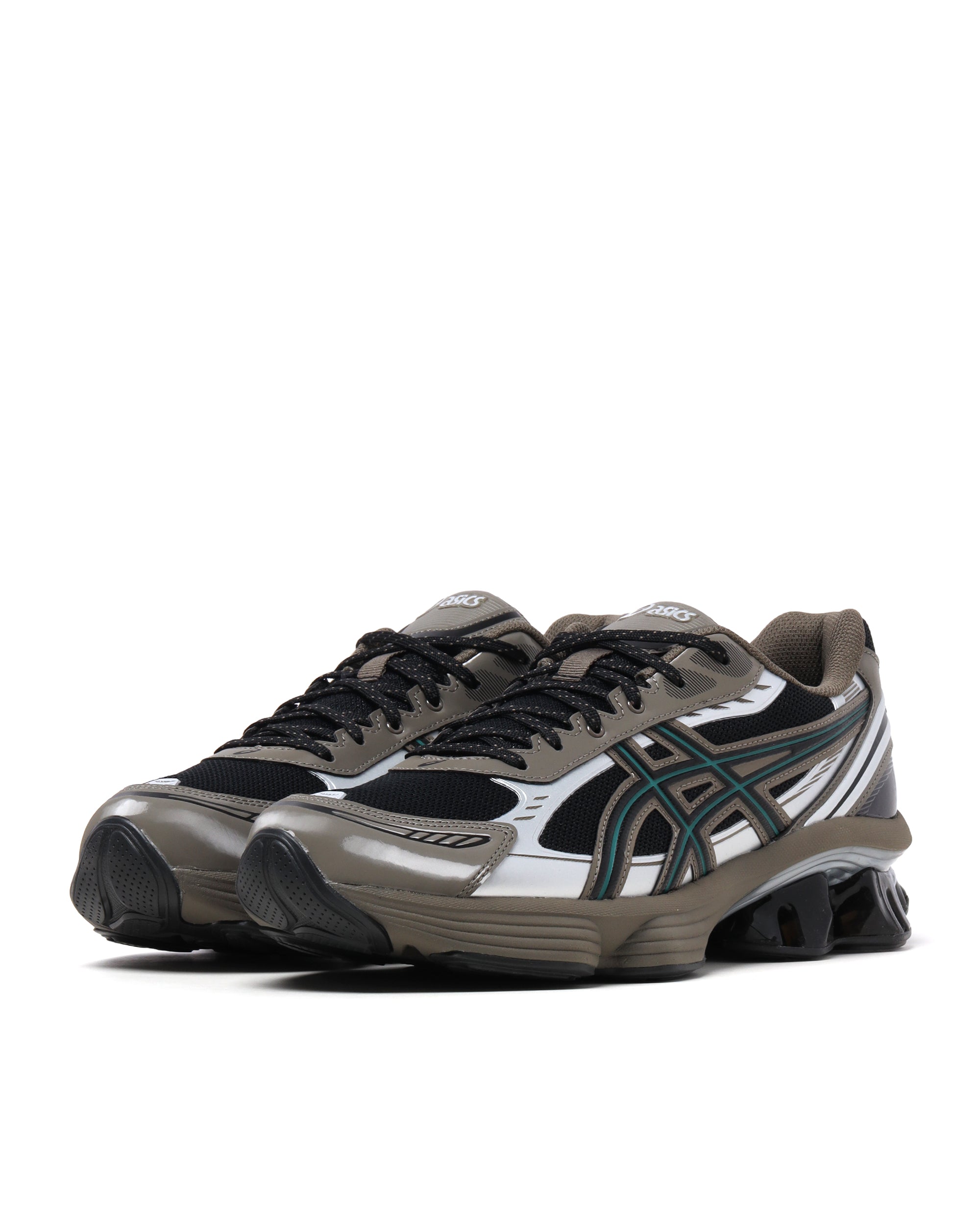 Gel-kinetic fluent sneakers