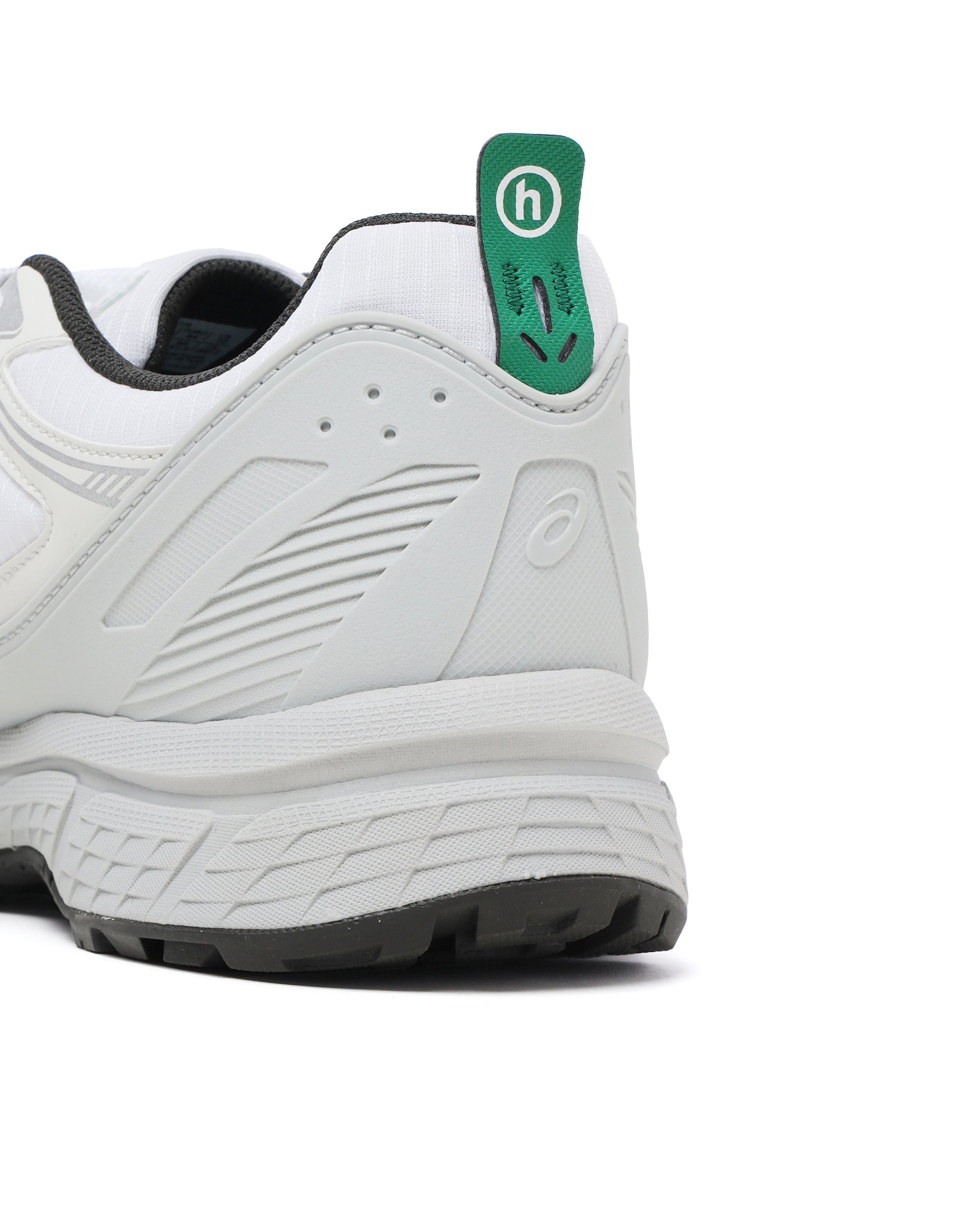 Gel-venture 6 shield sneakers