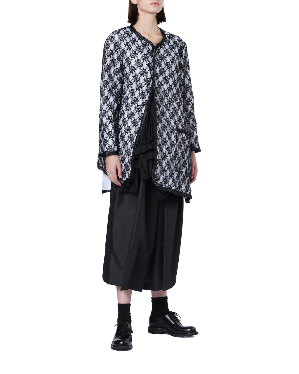 Wide-leg pants