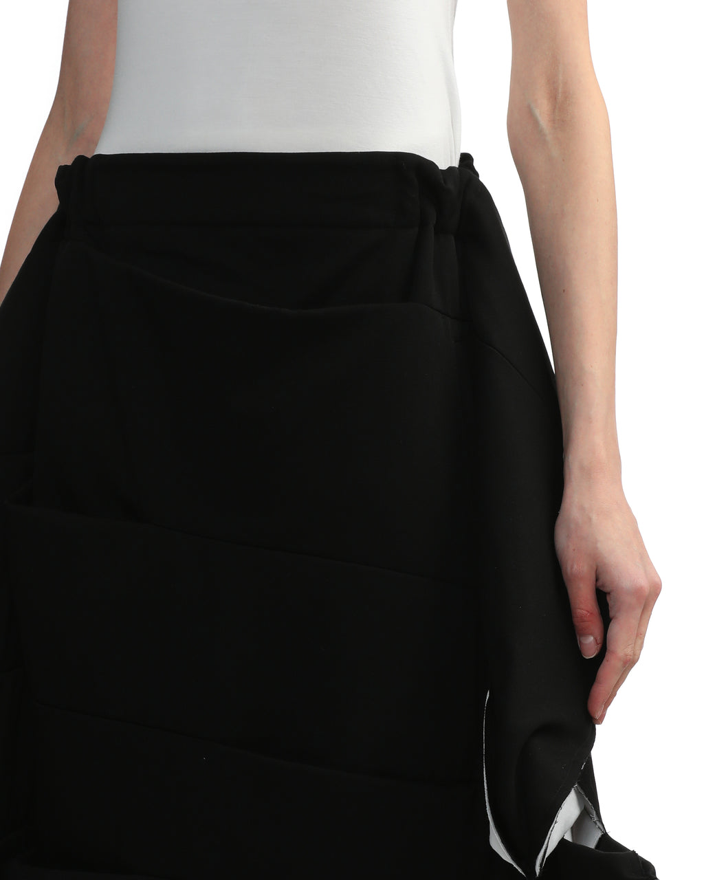 Tuck wool skirt
