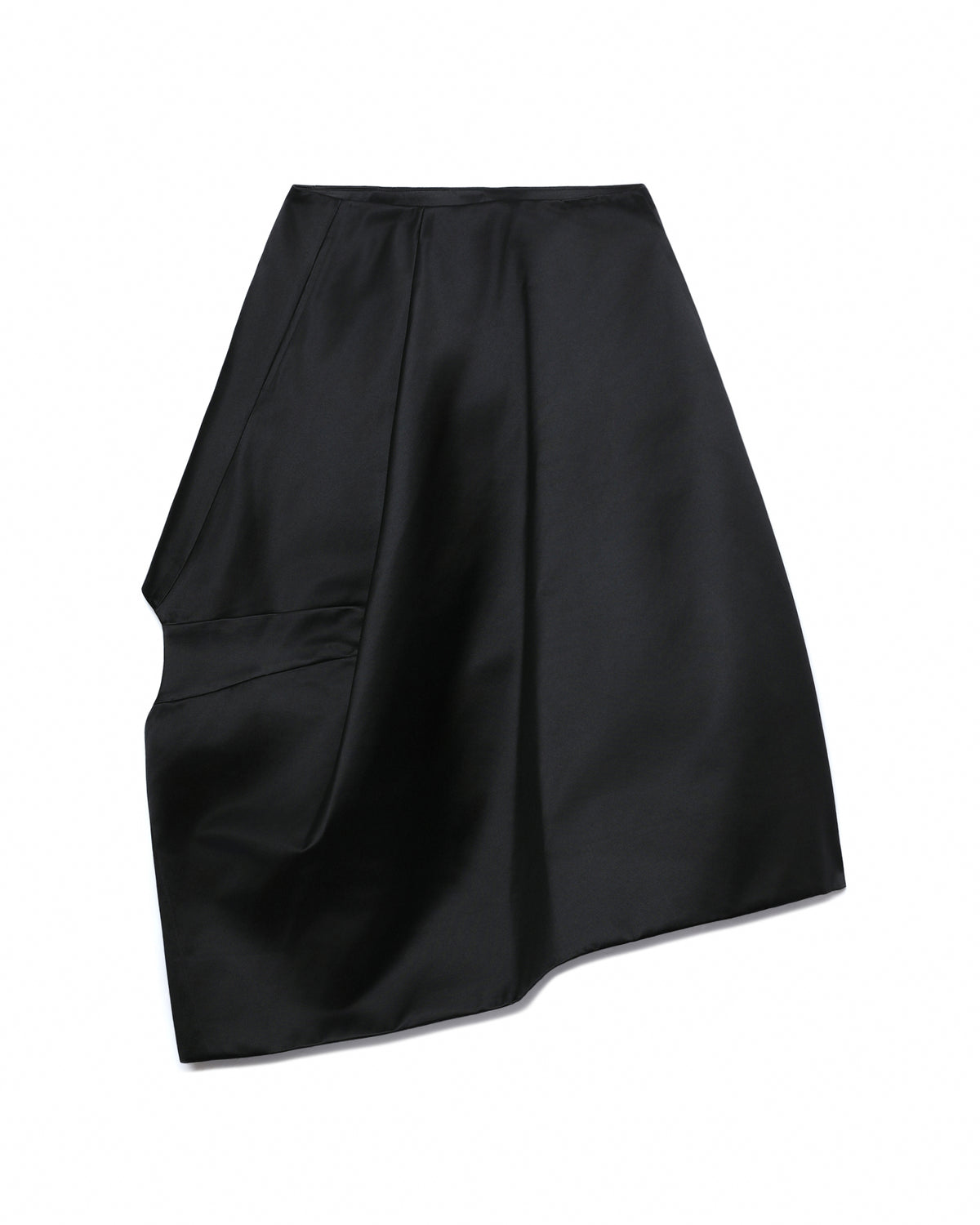 Asymmetric skirt