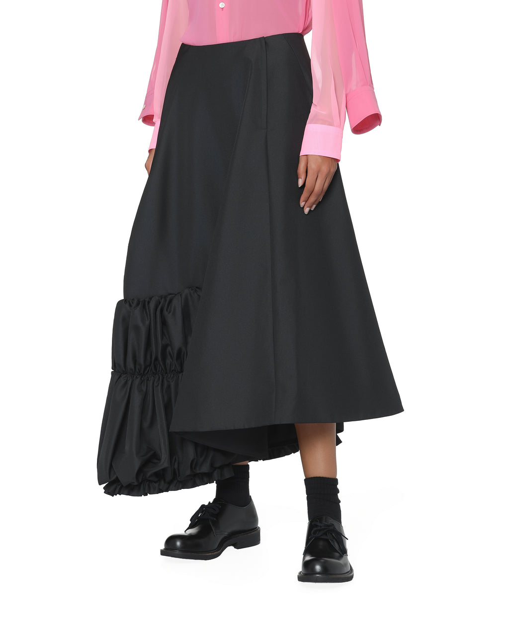 Ruffle accent skirt