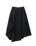 Asymmetric skirt