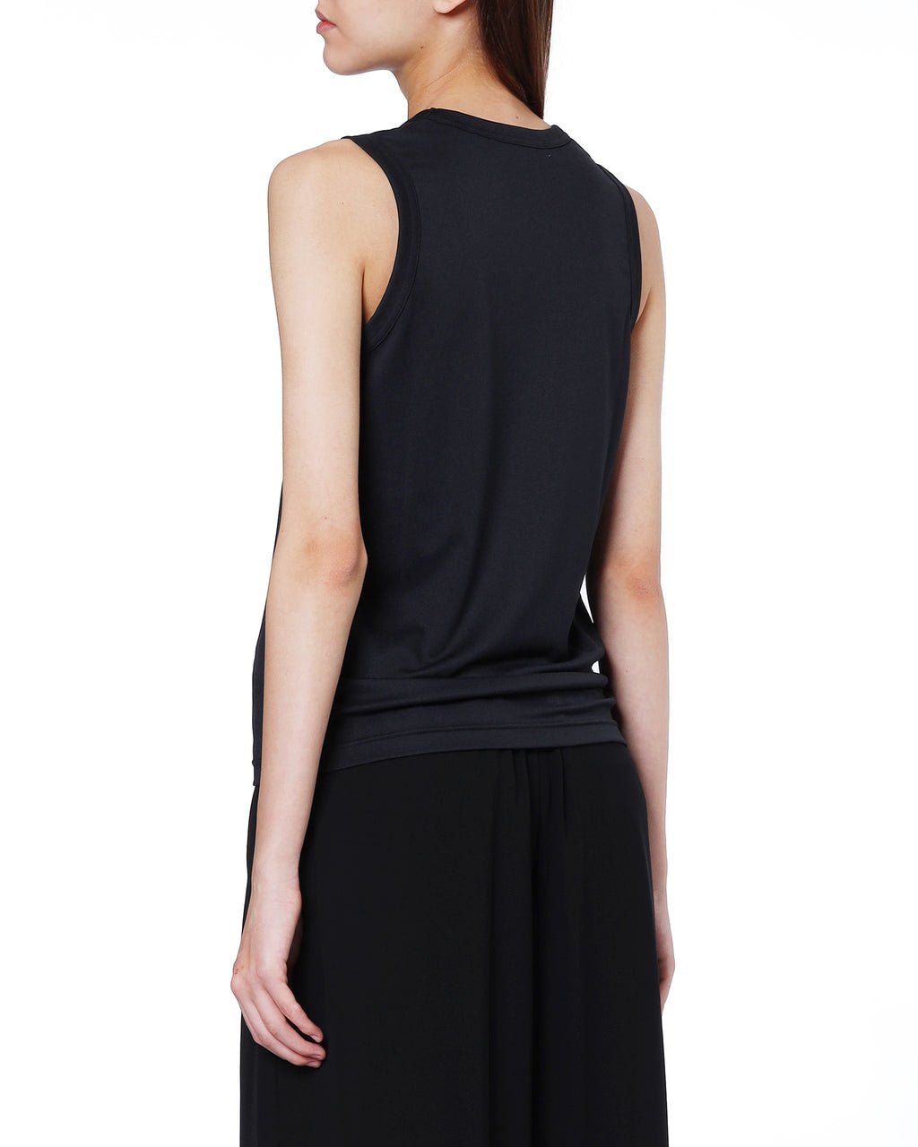 Sleeveless tee