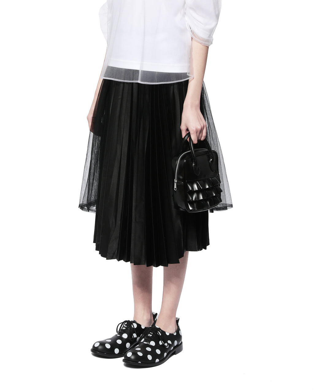 Ruffled handbag