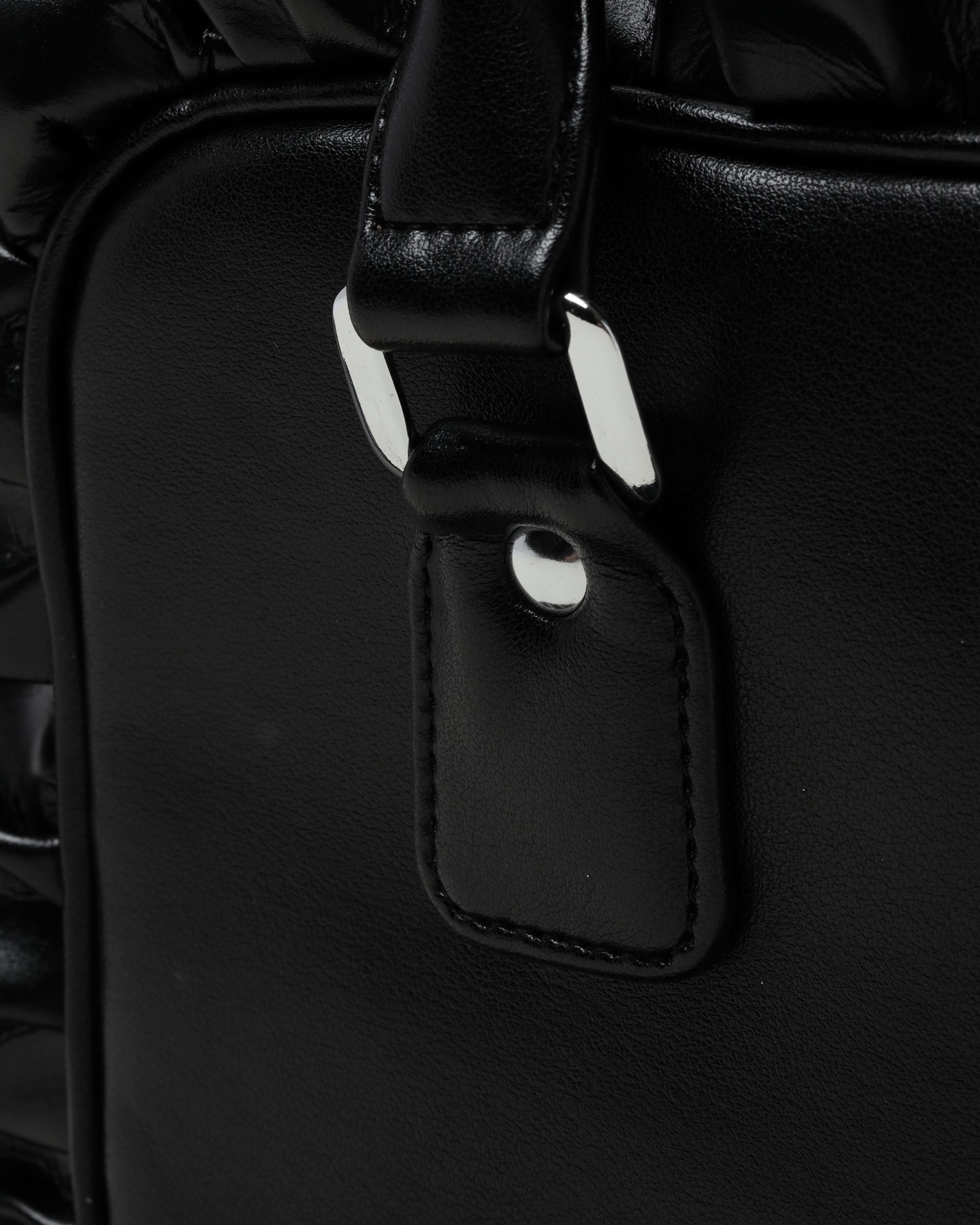Ruffle trim handbag