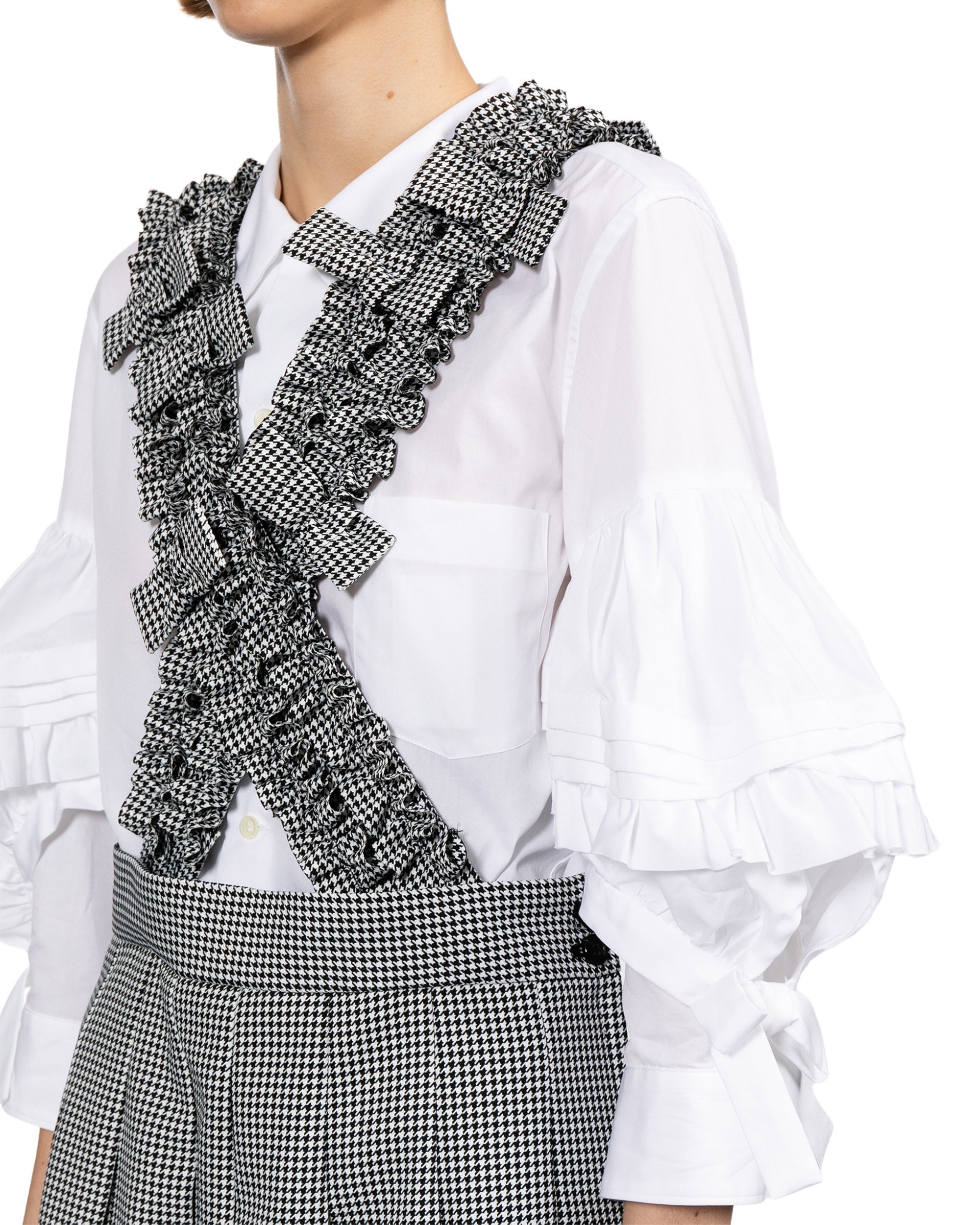 Pleated skirt with suspender straps
