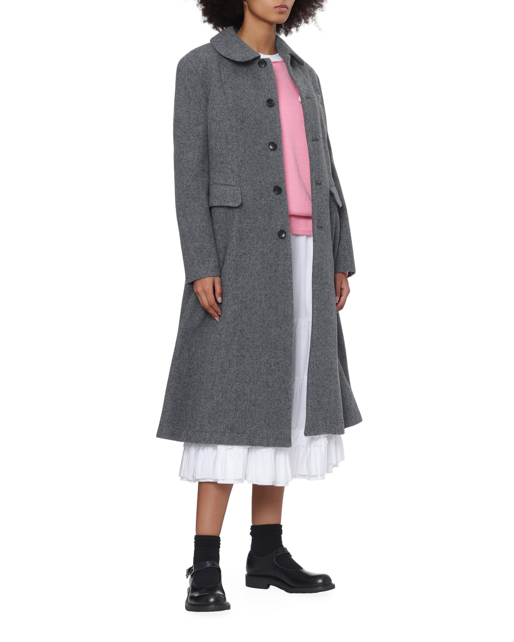 Rounded collar coat