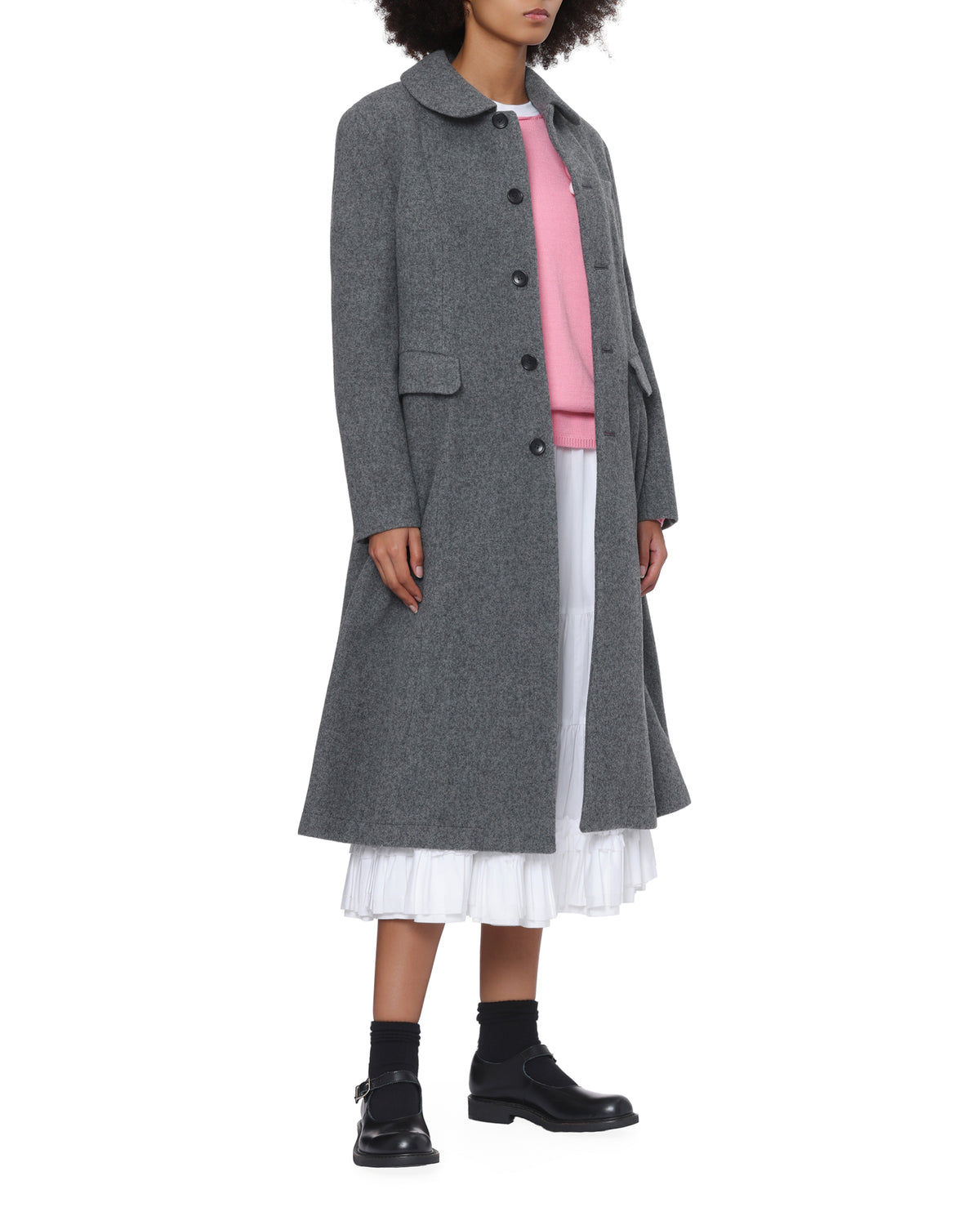 Rounded collar coat