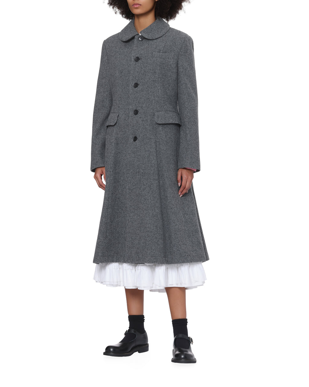 Rounded collar coat