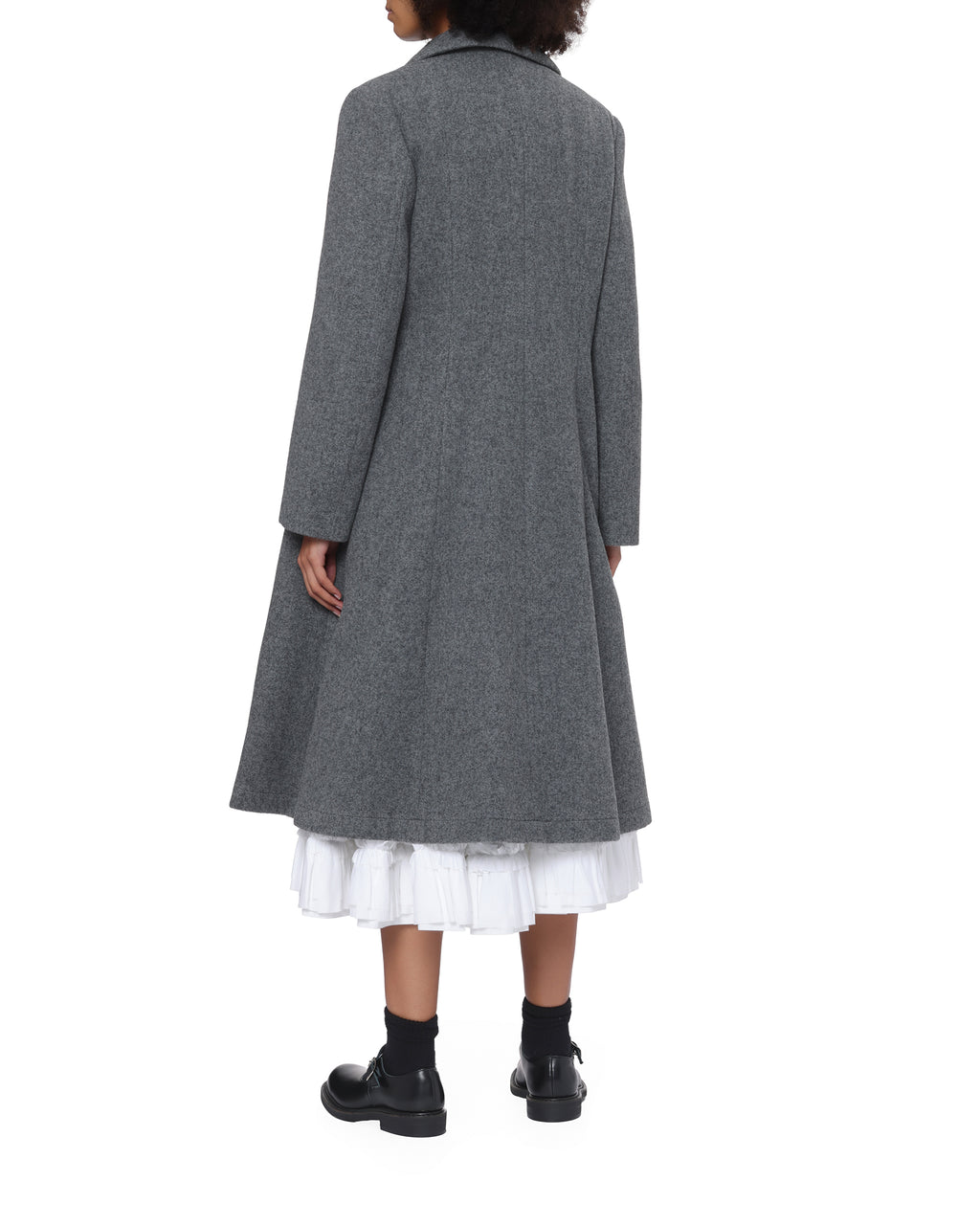 Rounded collar coat