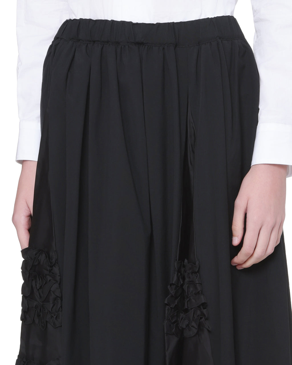 Ruffle trim skirt