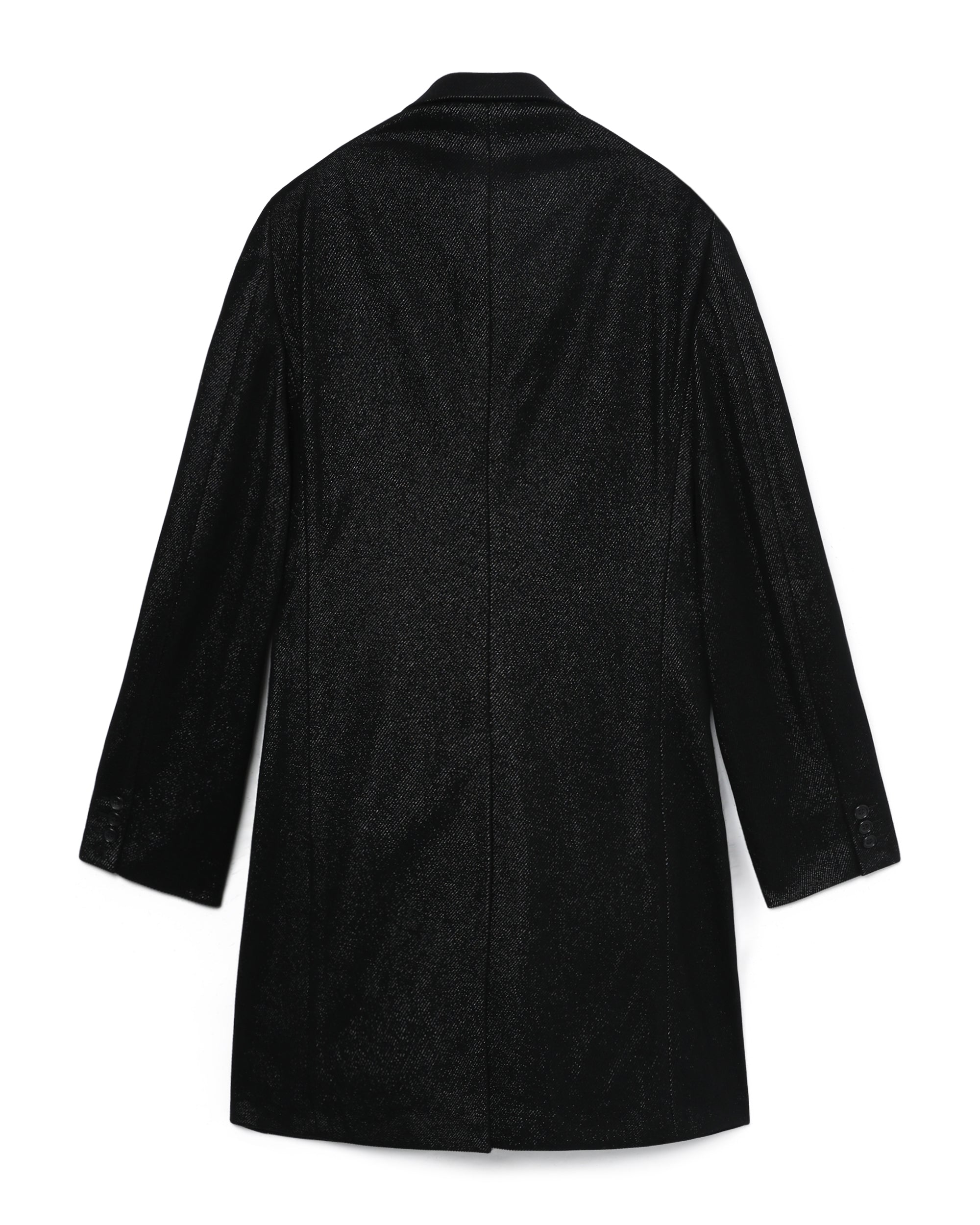 Cut-outs shimmer coat
