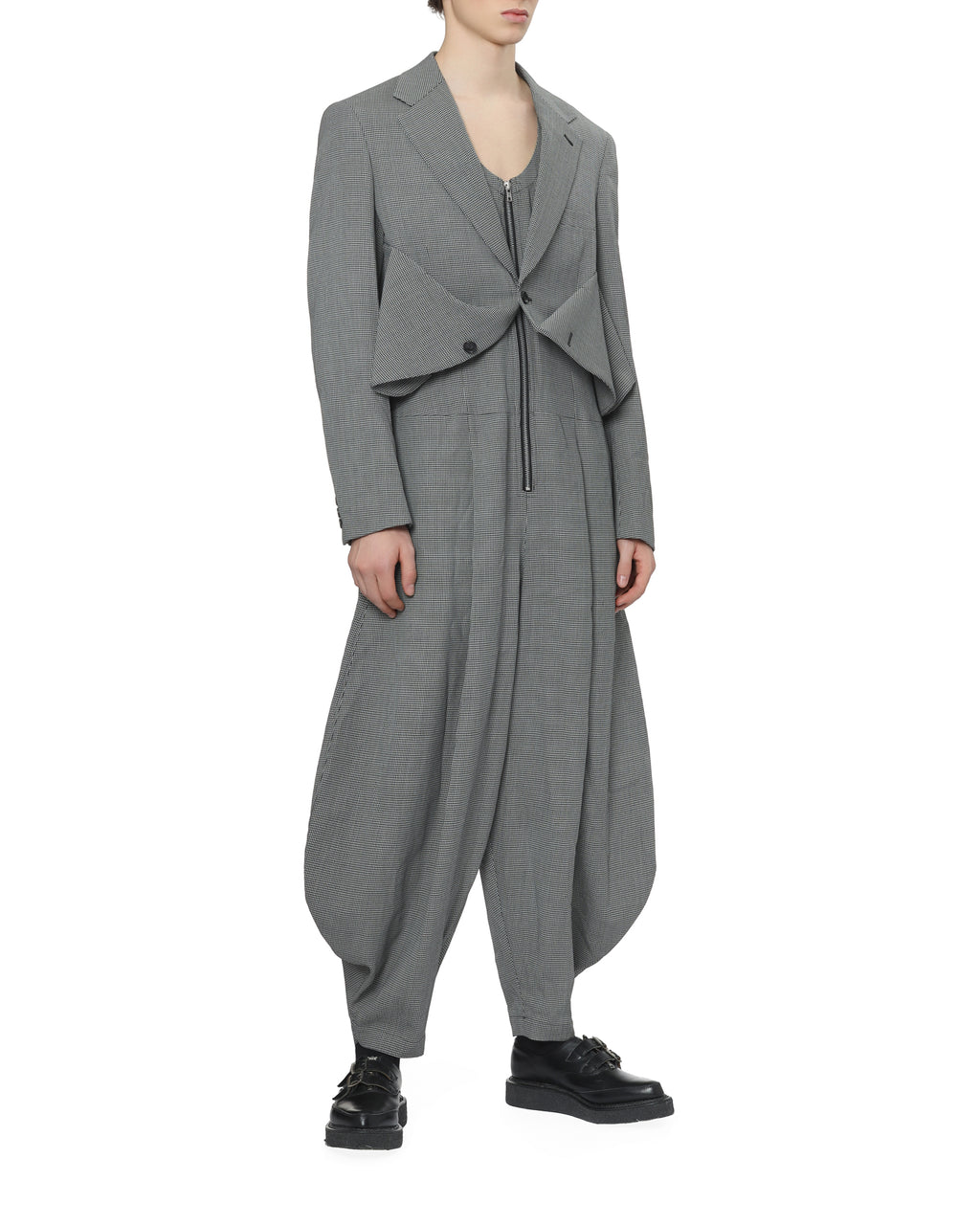 Sleeveless jumpsuit