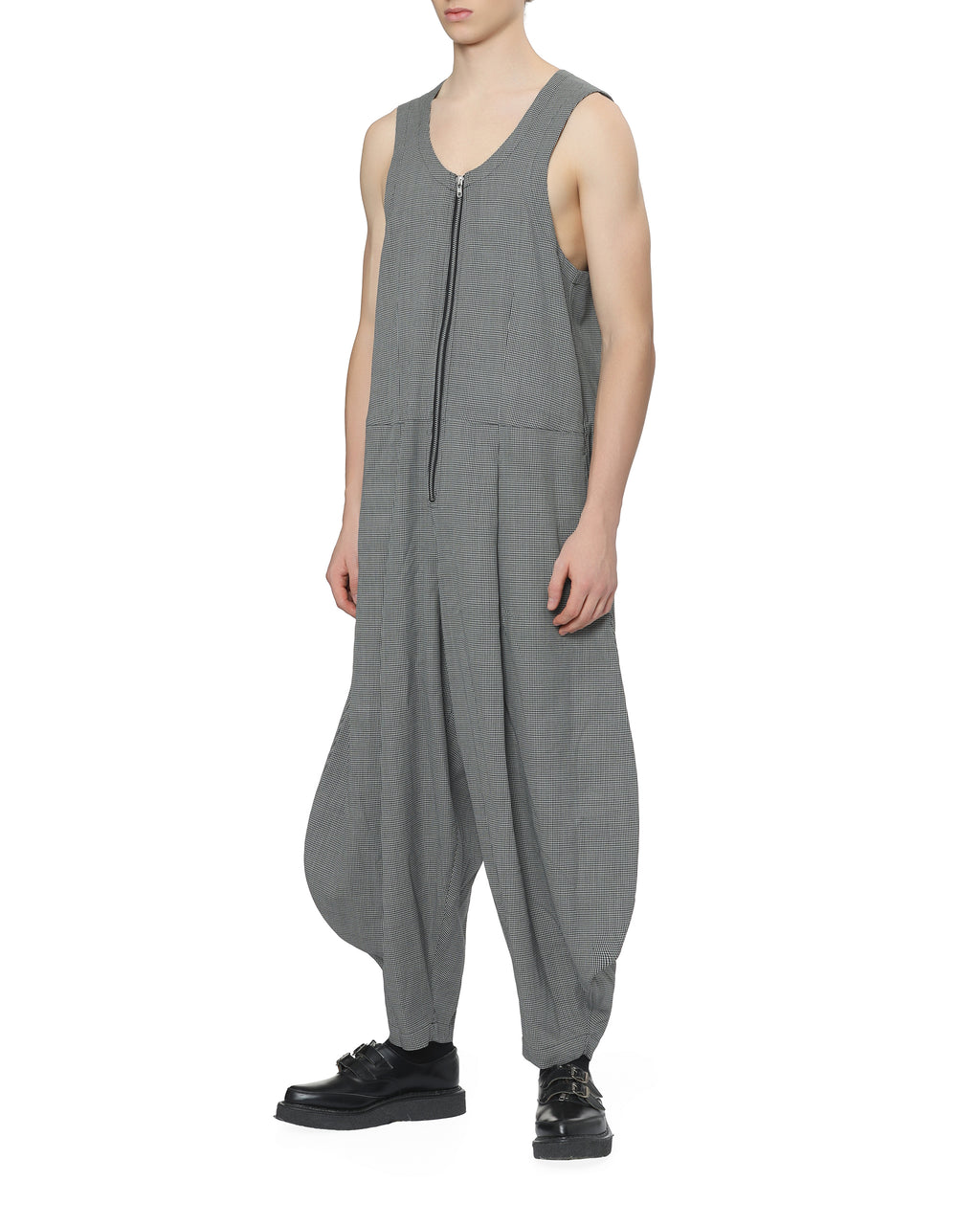 Sleeveless jumpsuit