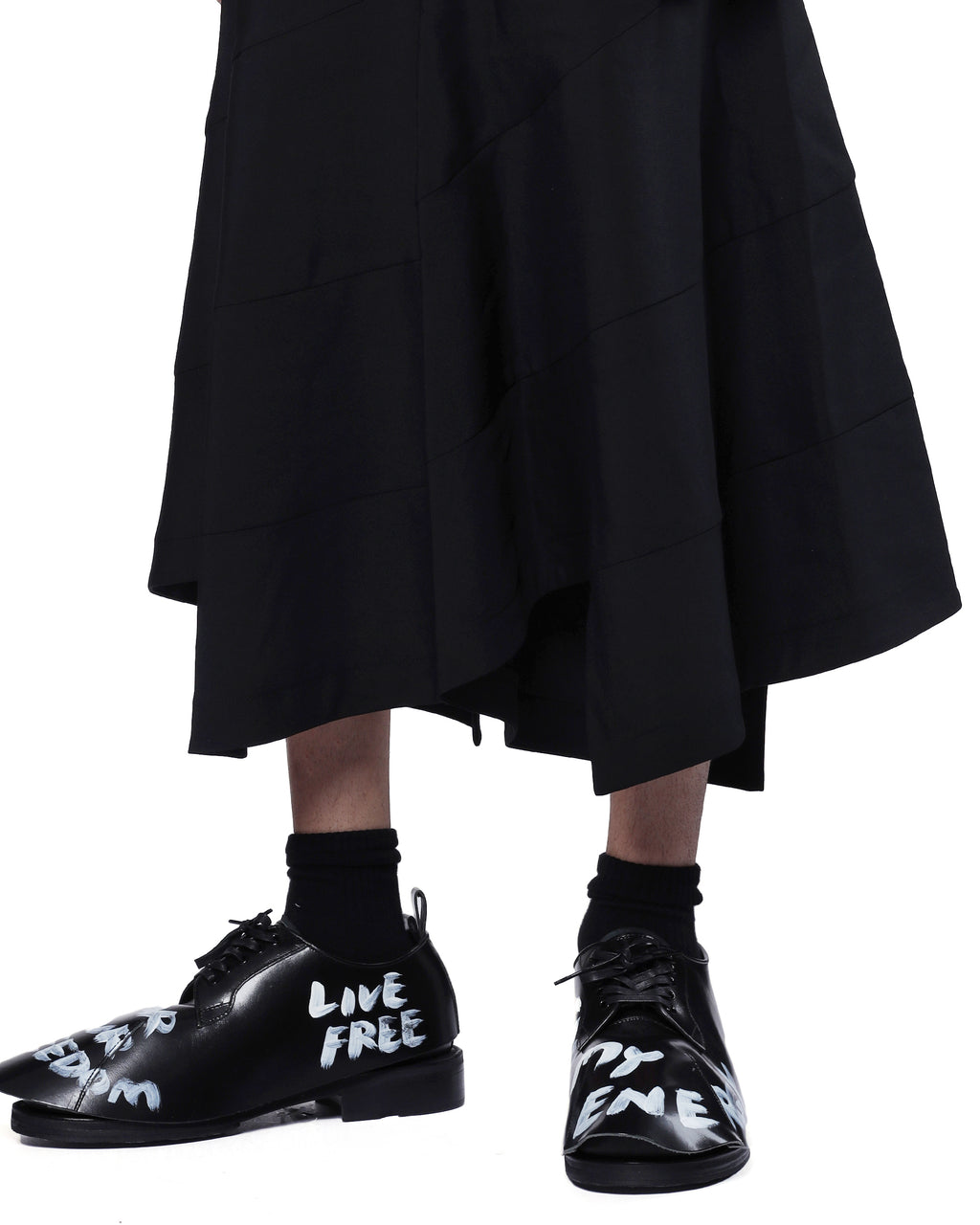 Drop-crotch pants