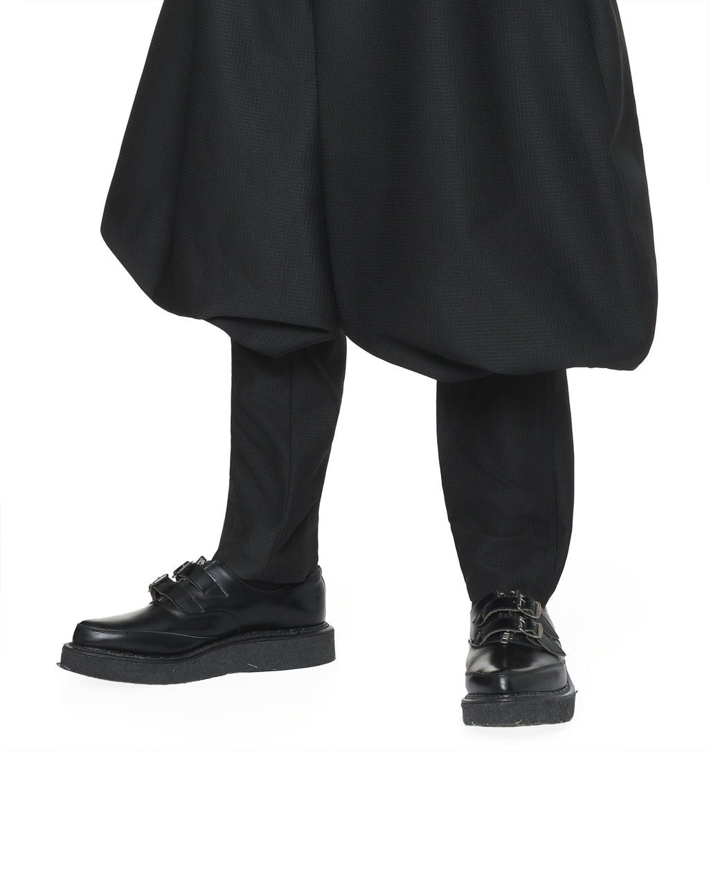 Drop-crotch pants