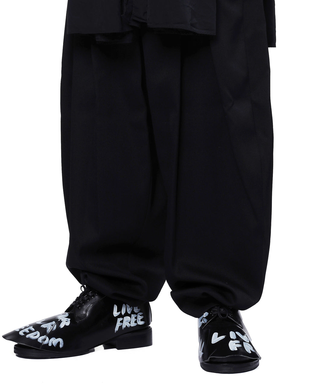 Pleated pants