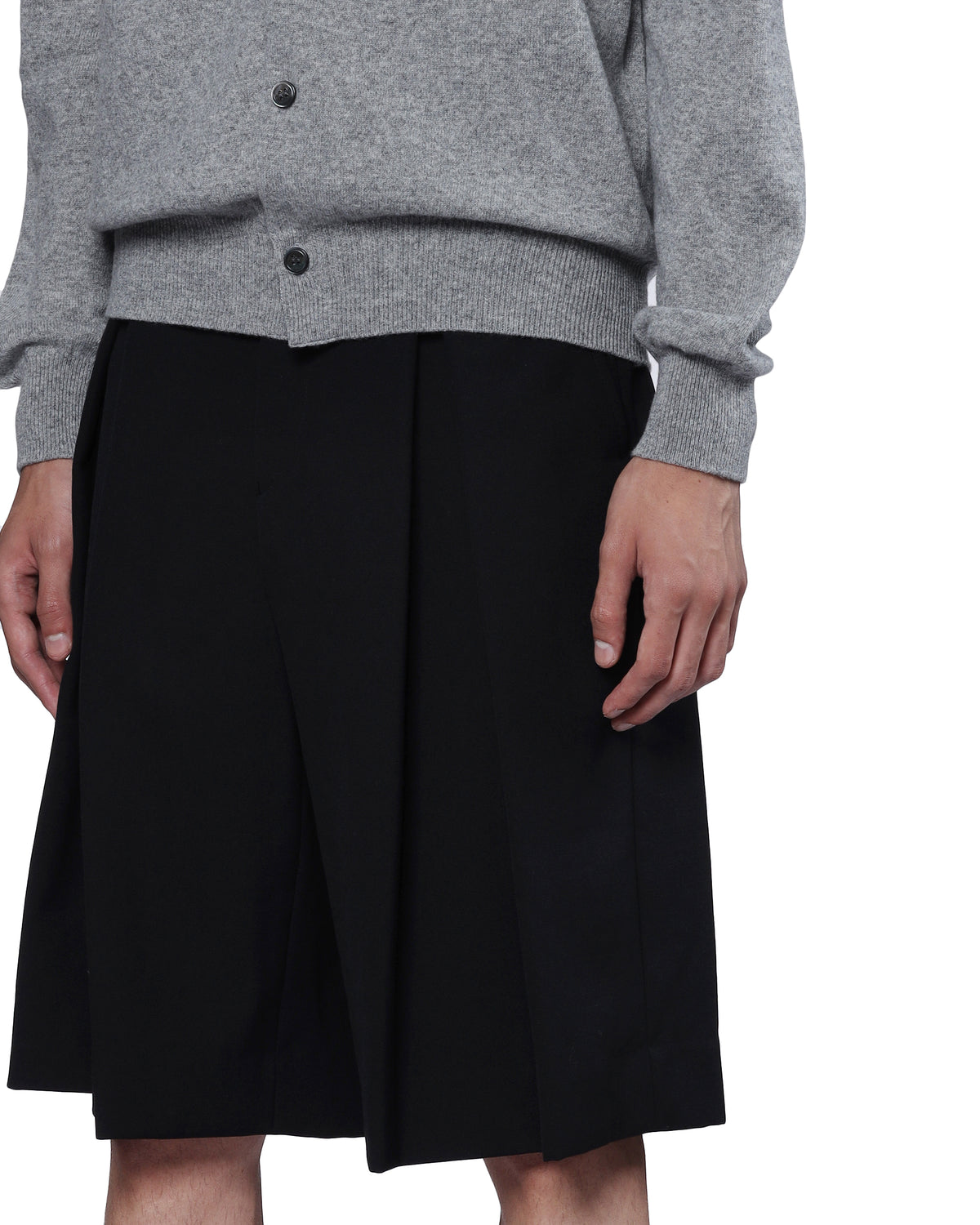 Pleated shorts