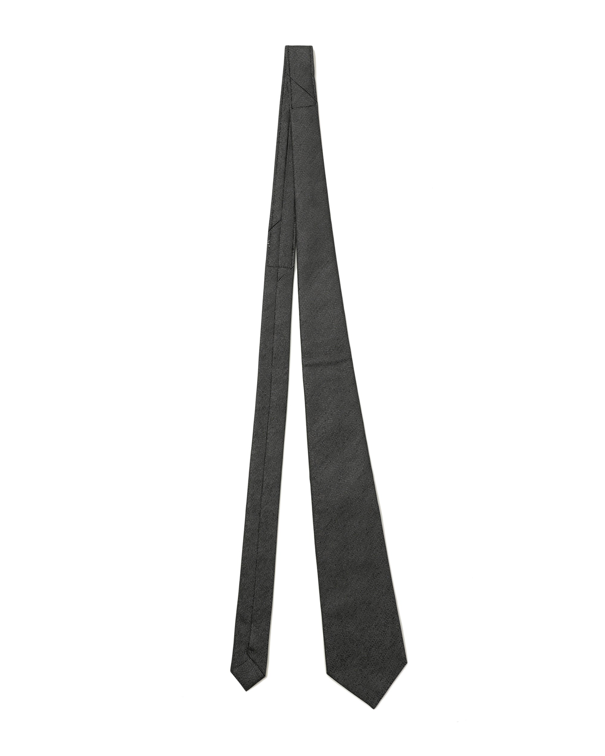 Patterned tie